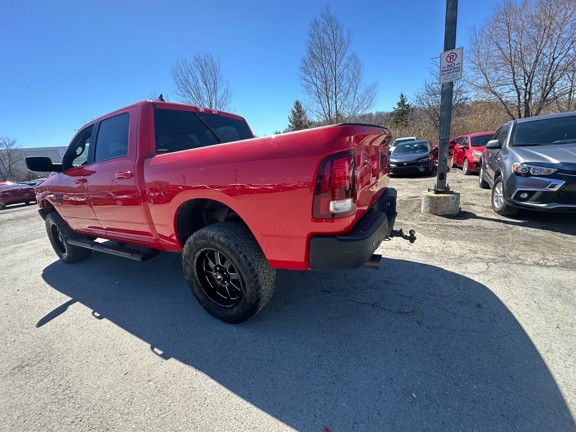 /hakimautosale/2022-Ram-1500Classic-3615462929287072.jpg