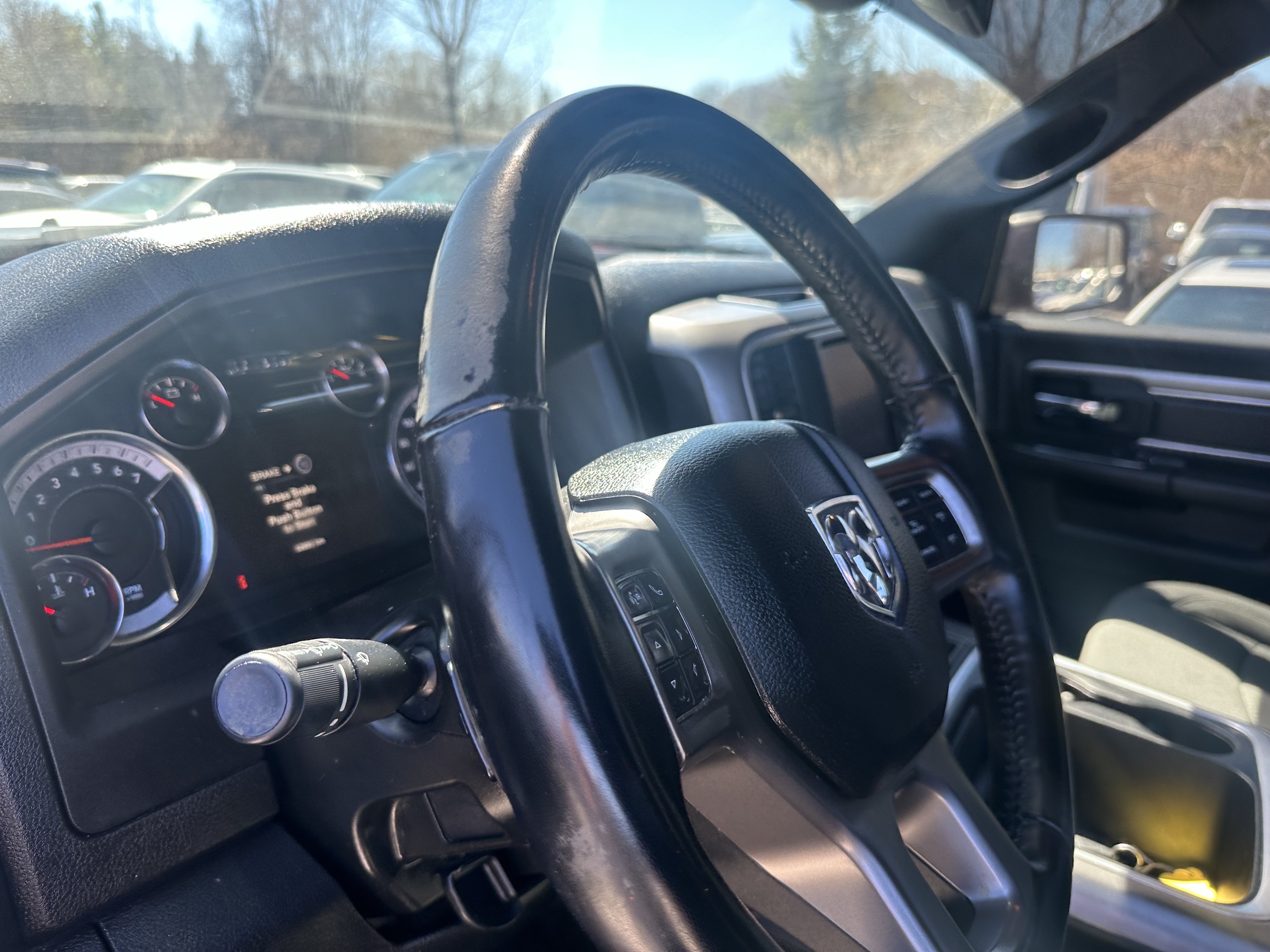 /hakimautosale/2022-Ram-1500Classic-9216805018885121.jpg