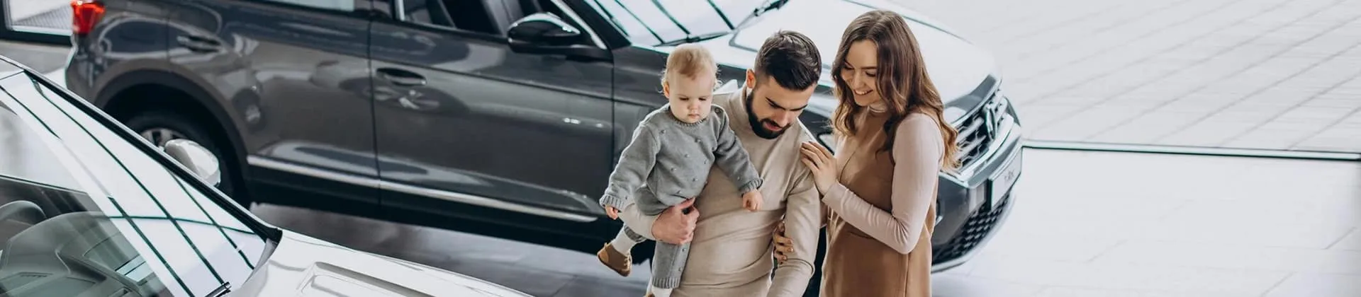 https://hillzcdn.ca/hcwenterprisecorporation/13087949241251362-Finance_department.webp