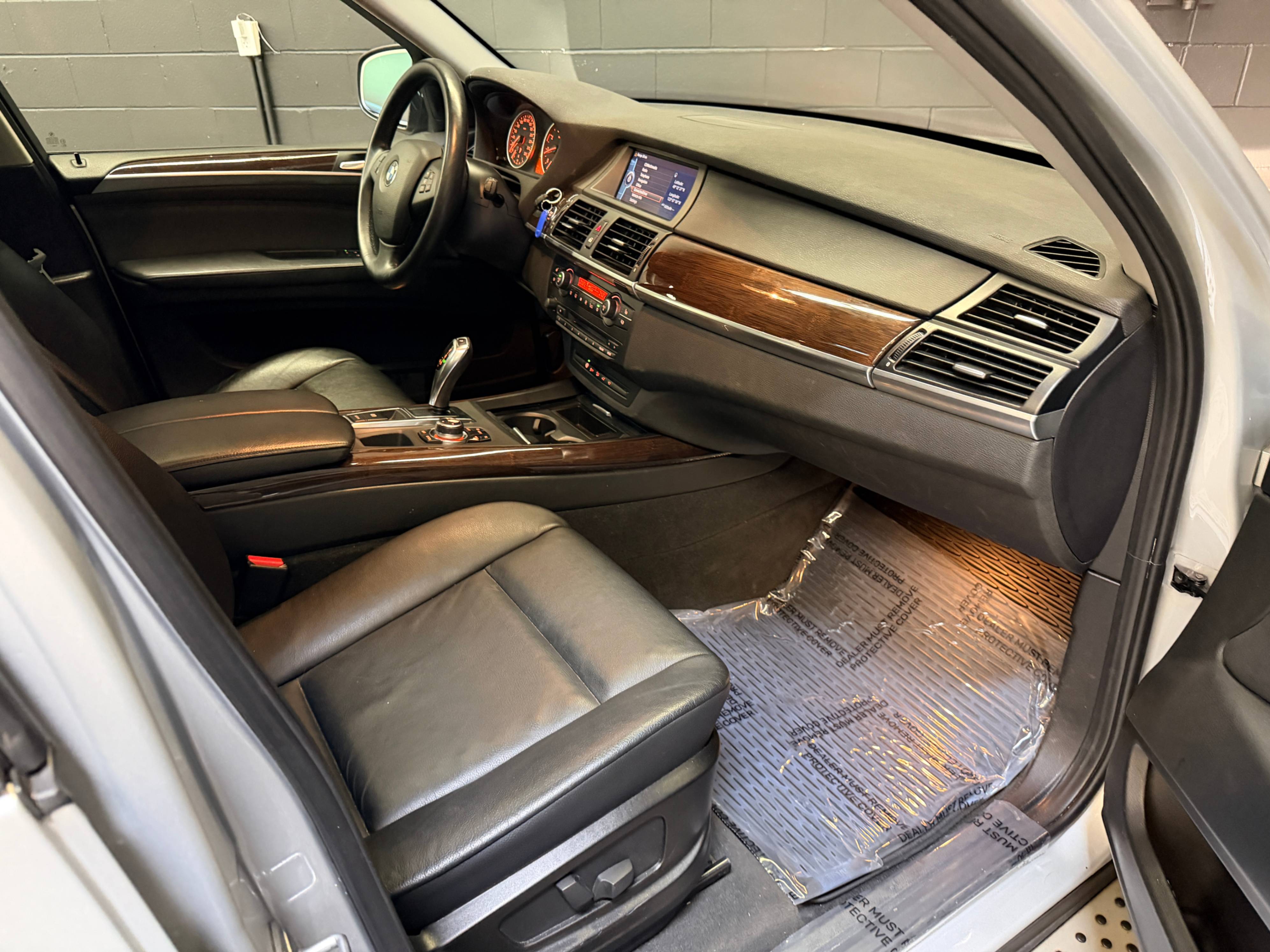 /hcwenterprisecorporation/2012-BMW-X5-3797986440760919.jpg
