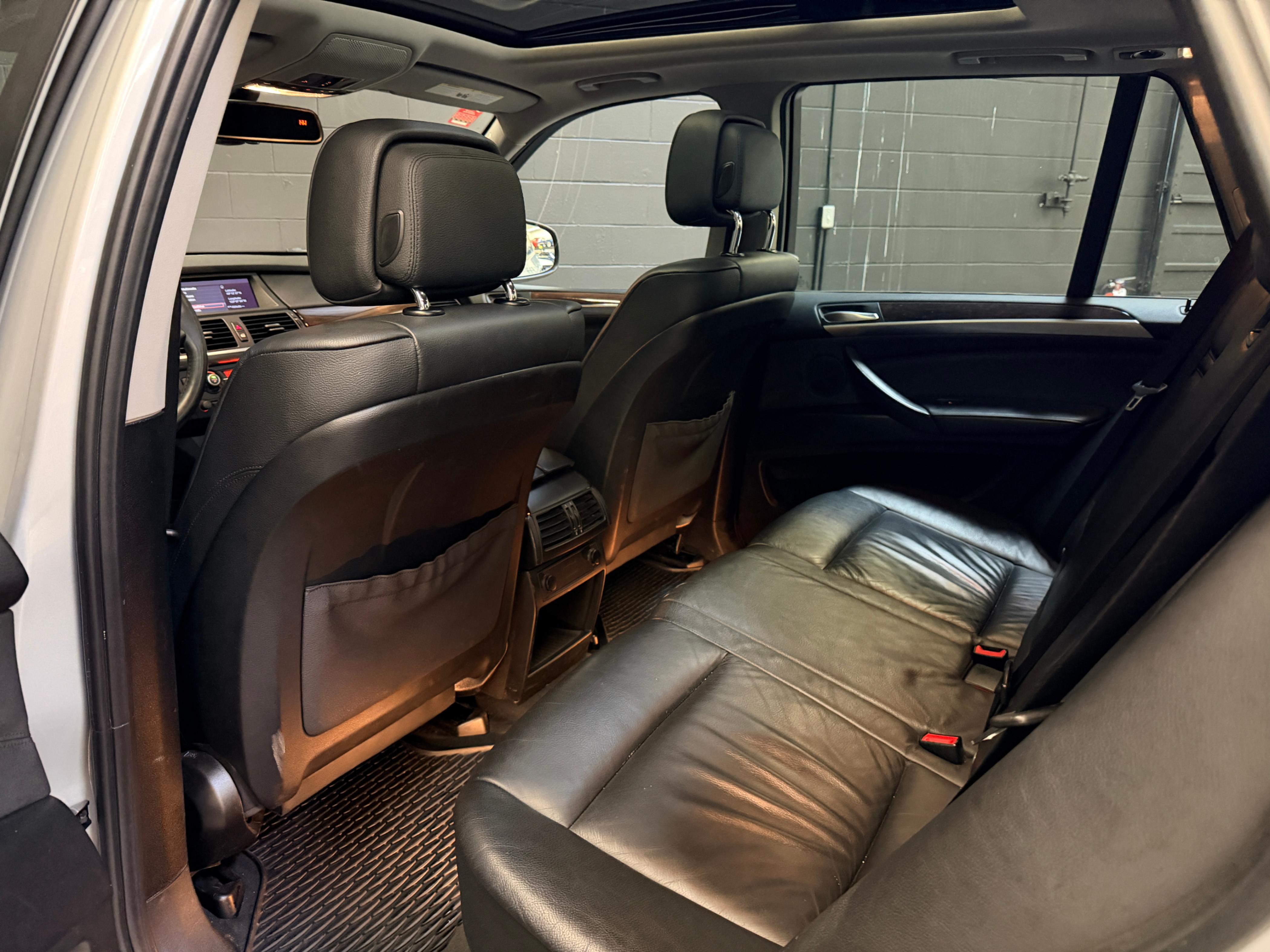 /hcwenterprisecorporation/2012-BMW-X5-8382206707437543.jpg