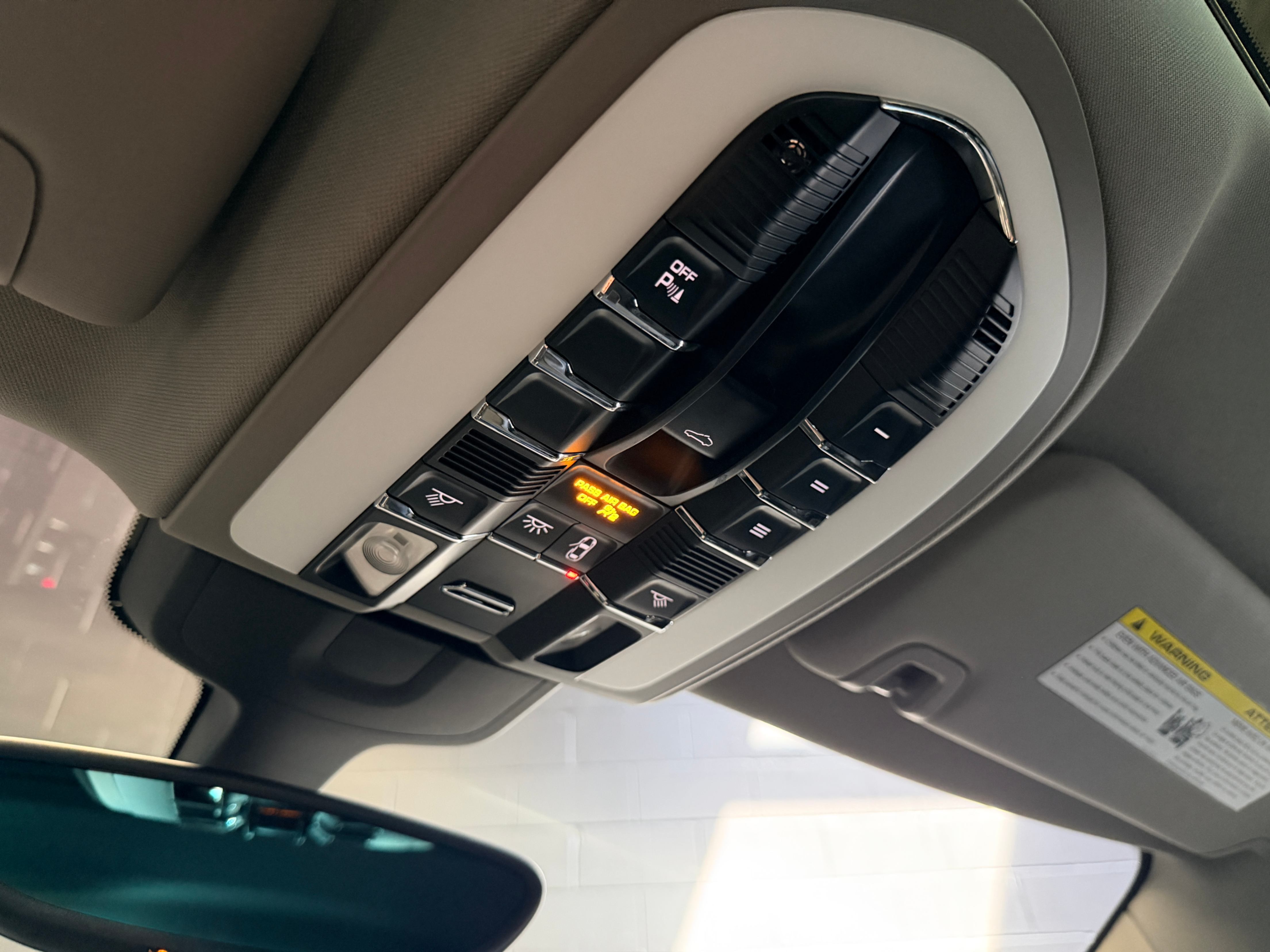 /hcwenterprisecorporation/2012-Porsche-Panamera-3217142033933109.jpg