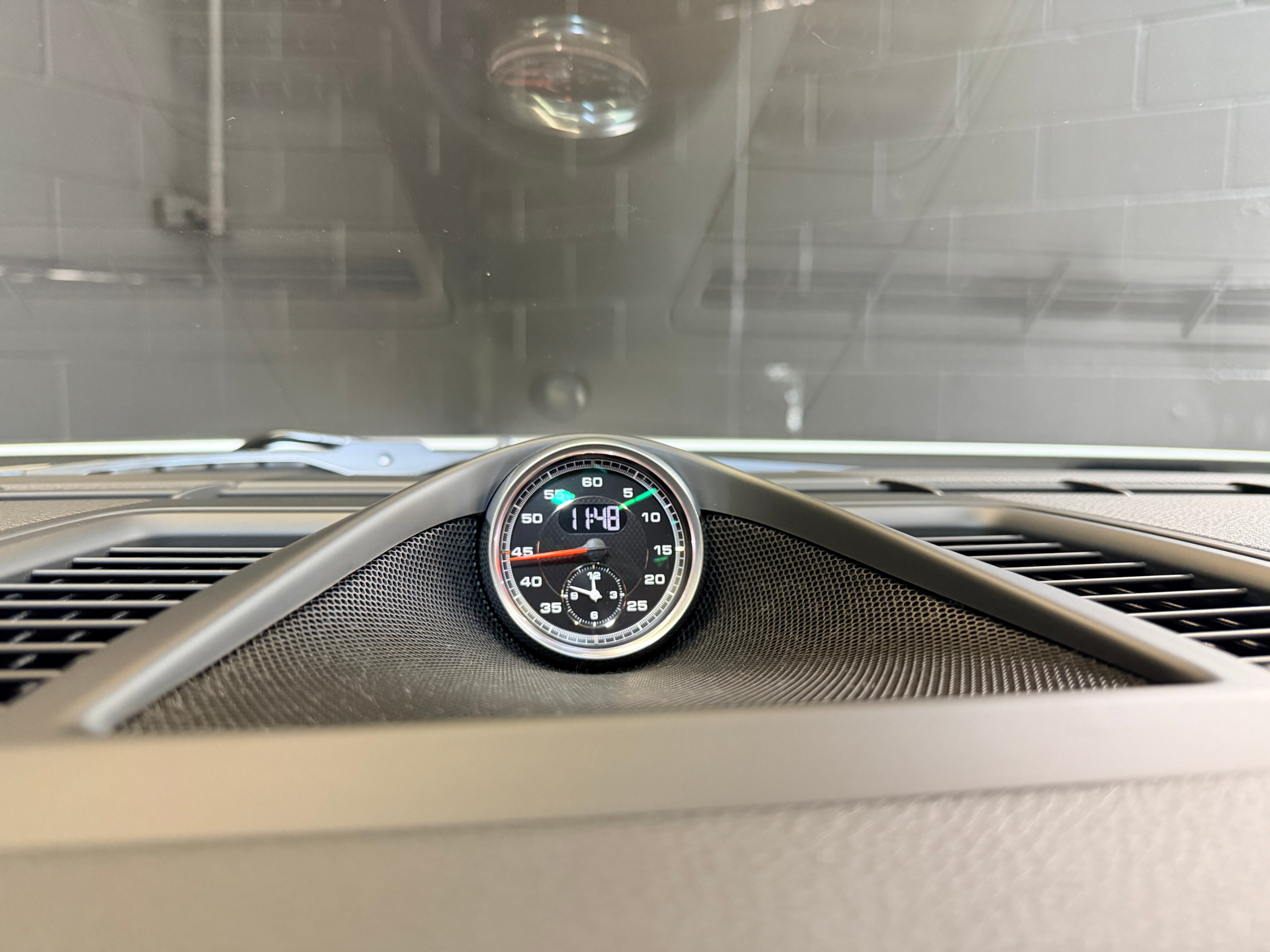 /hcwenterprisecorporation/2012-Porsche-Panamera-8689713677174296.jpg