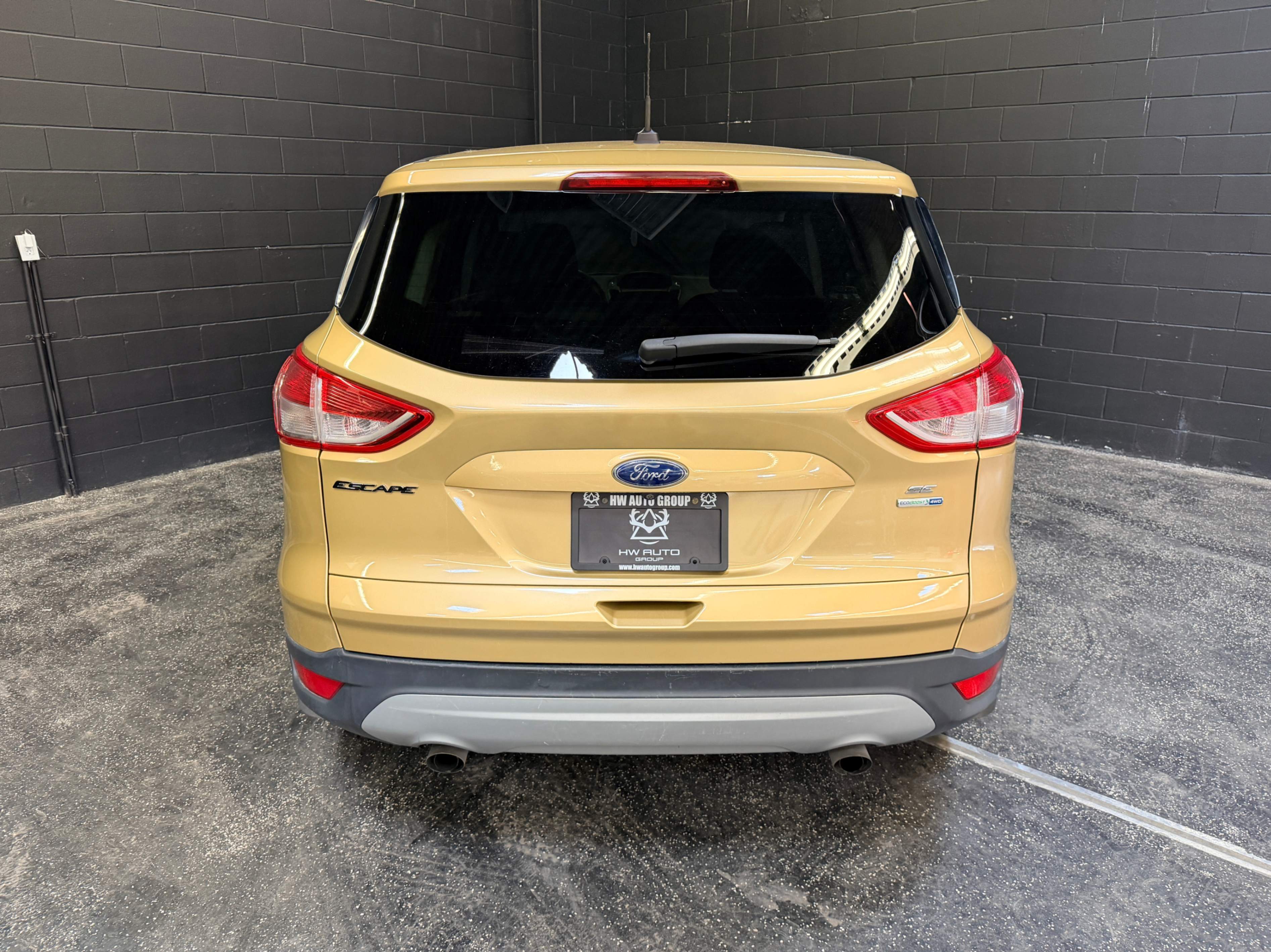 /hcwenterprisecorporation/2014-Ford-Escape-3339383383546406.jpg