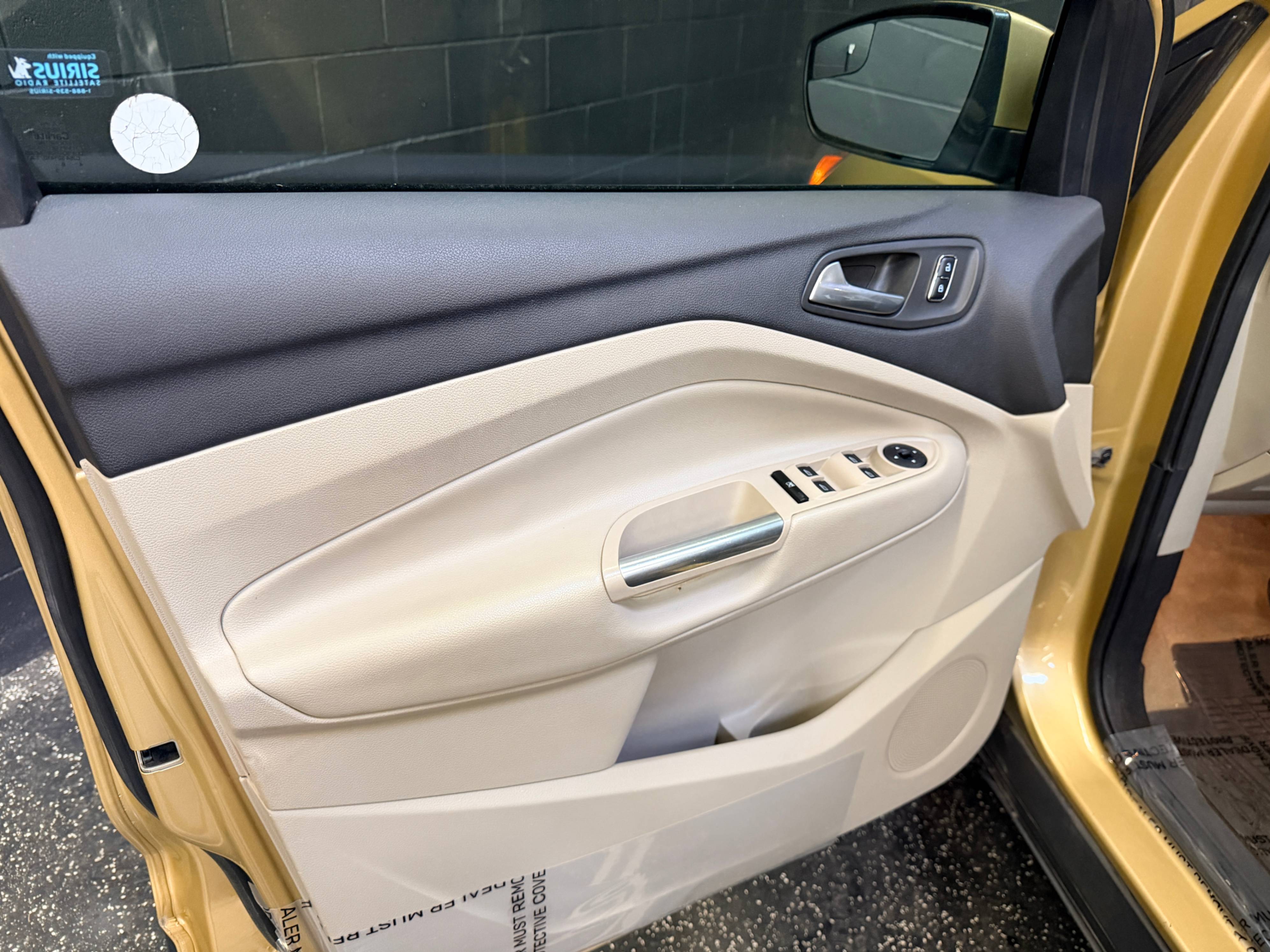 /hcwenterprisecorporation/2014-Ford-Escape-6575988406856295.jpg