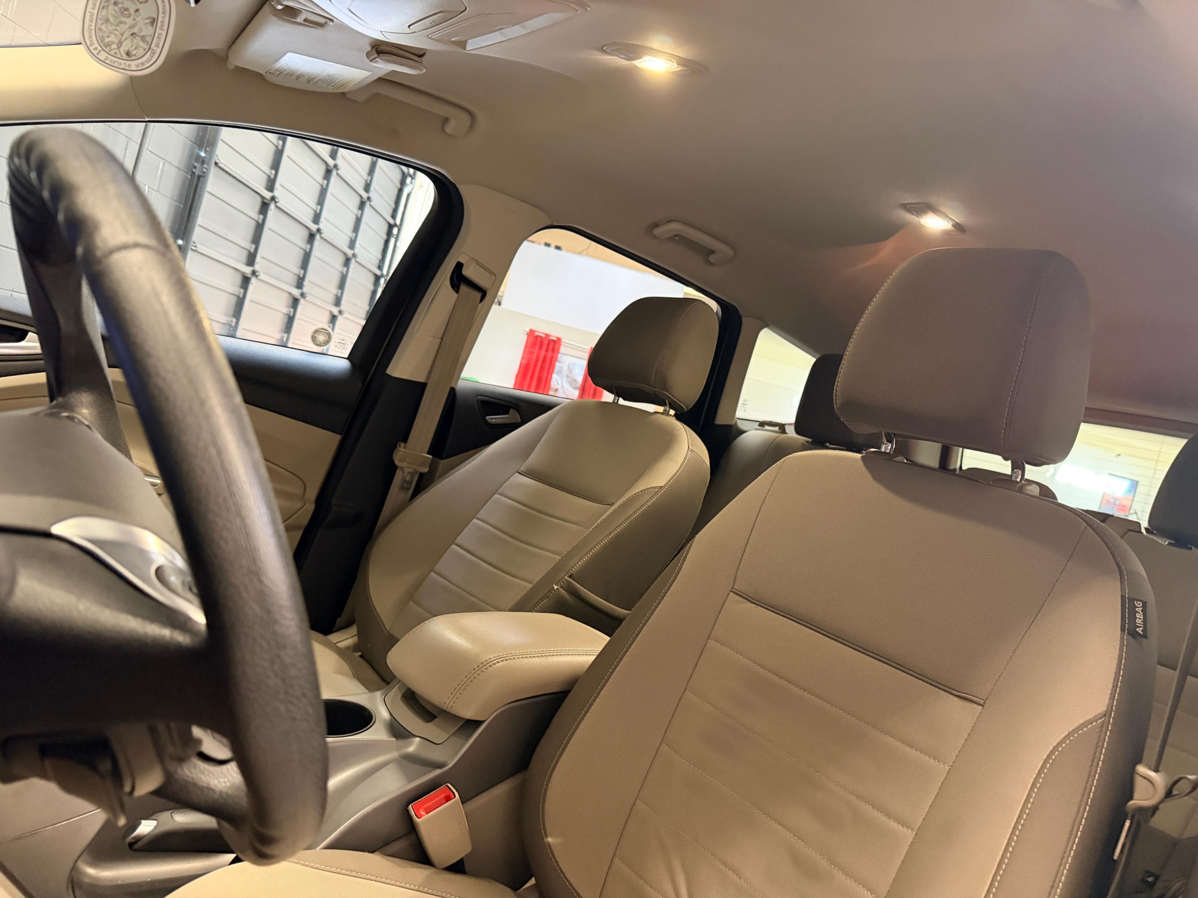 /hcwenterprisecorporation/2014-Ford-Escape-9428629085069349.jpg