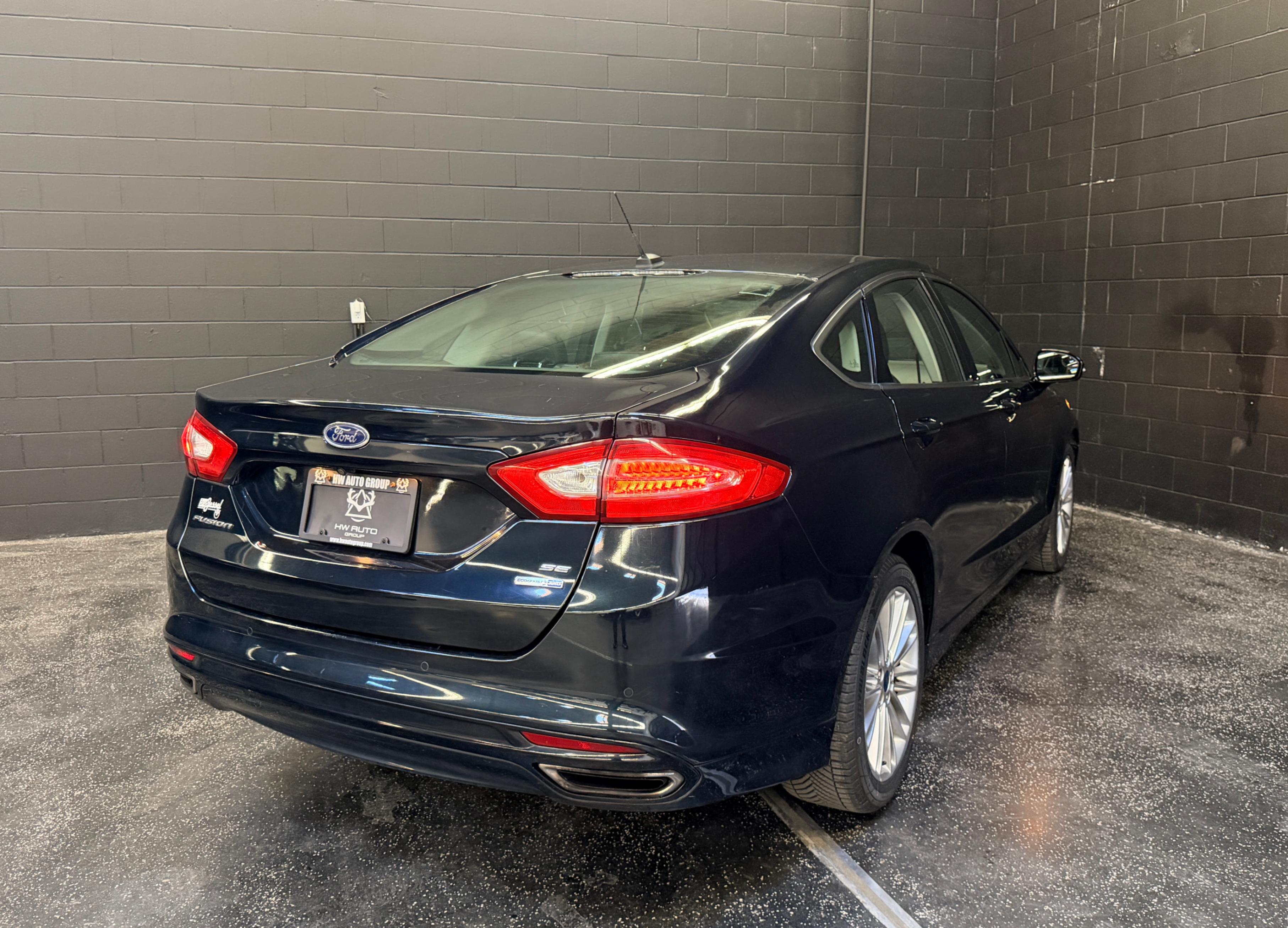 /hcwenterprisecorporation/2014-Ford-Fusion-5549369503935908.jpg