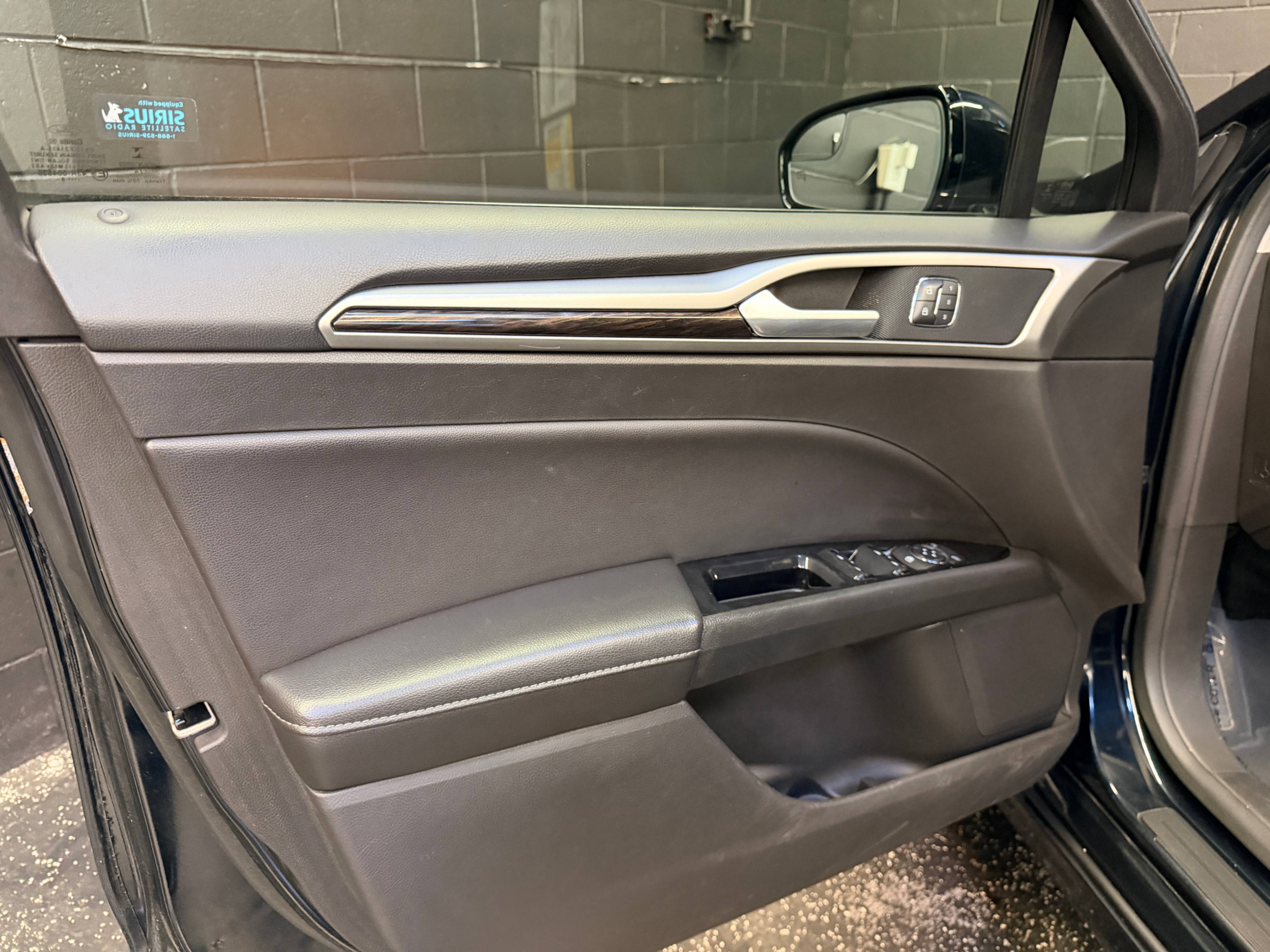 /hcwenterprisecorporation/2014-Ford-Fusion-9625569338417537.jpg