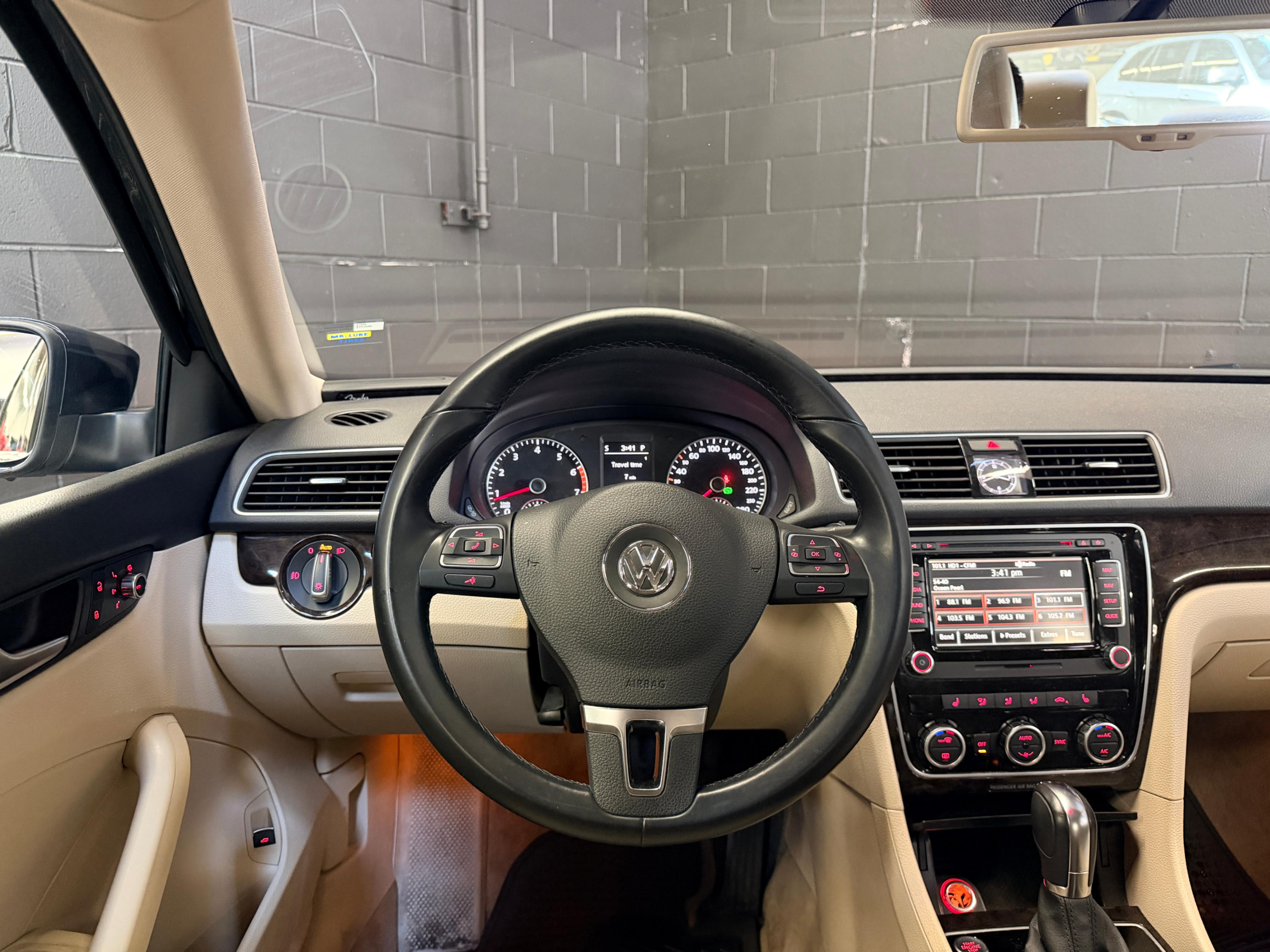 /hcwenterprisecorporation/2014-Volkswagen-Passat-2606827479018219.jpg