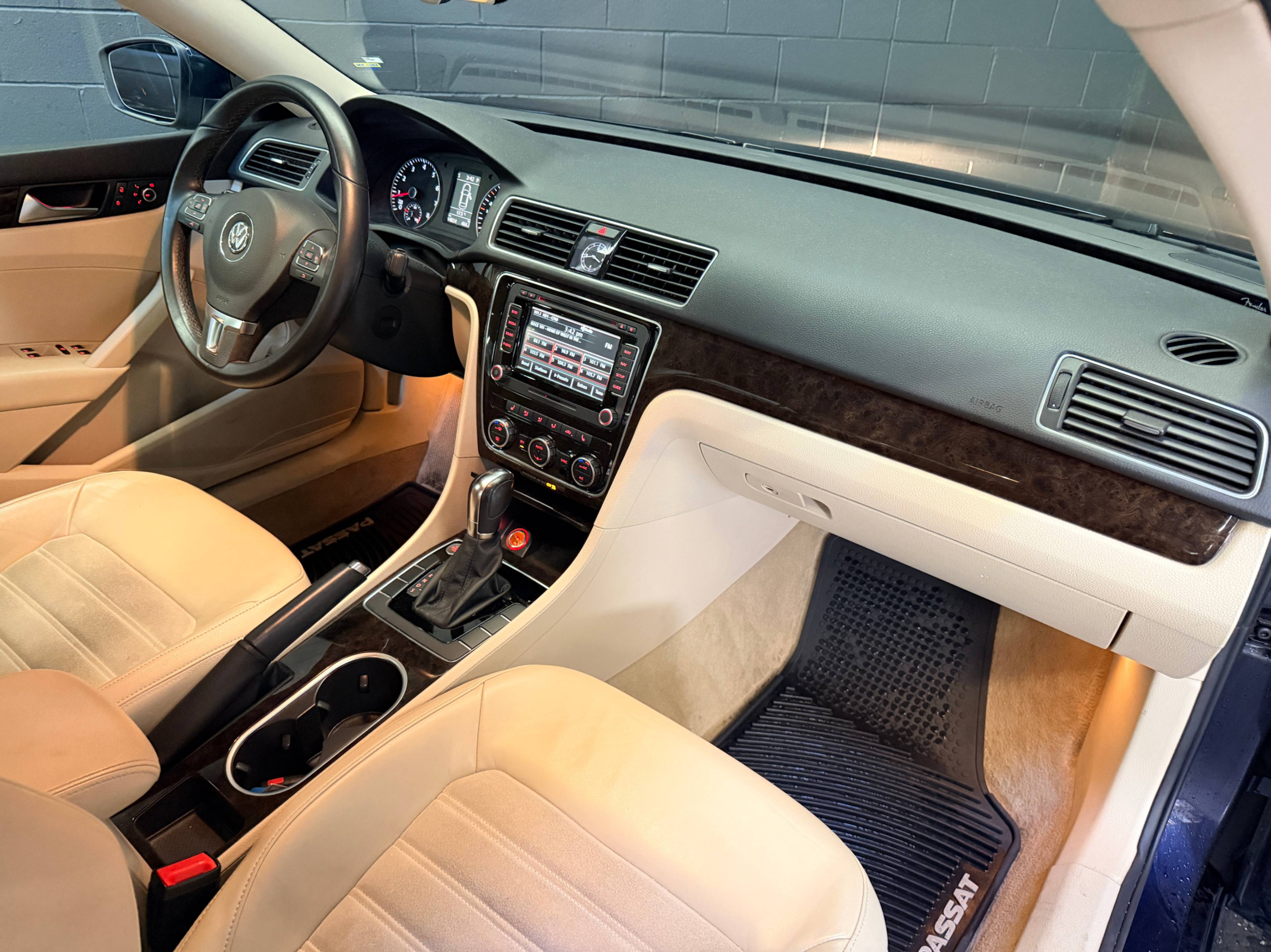 /hcwenterprisecorporation/2014-Volkswagen-Passat-4444465631229926.jpg