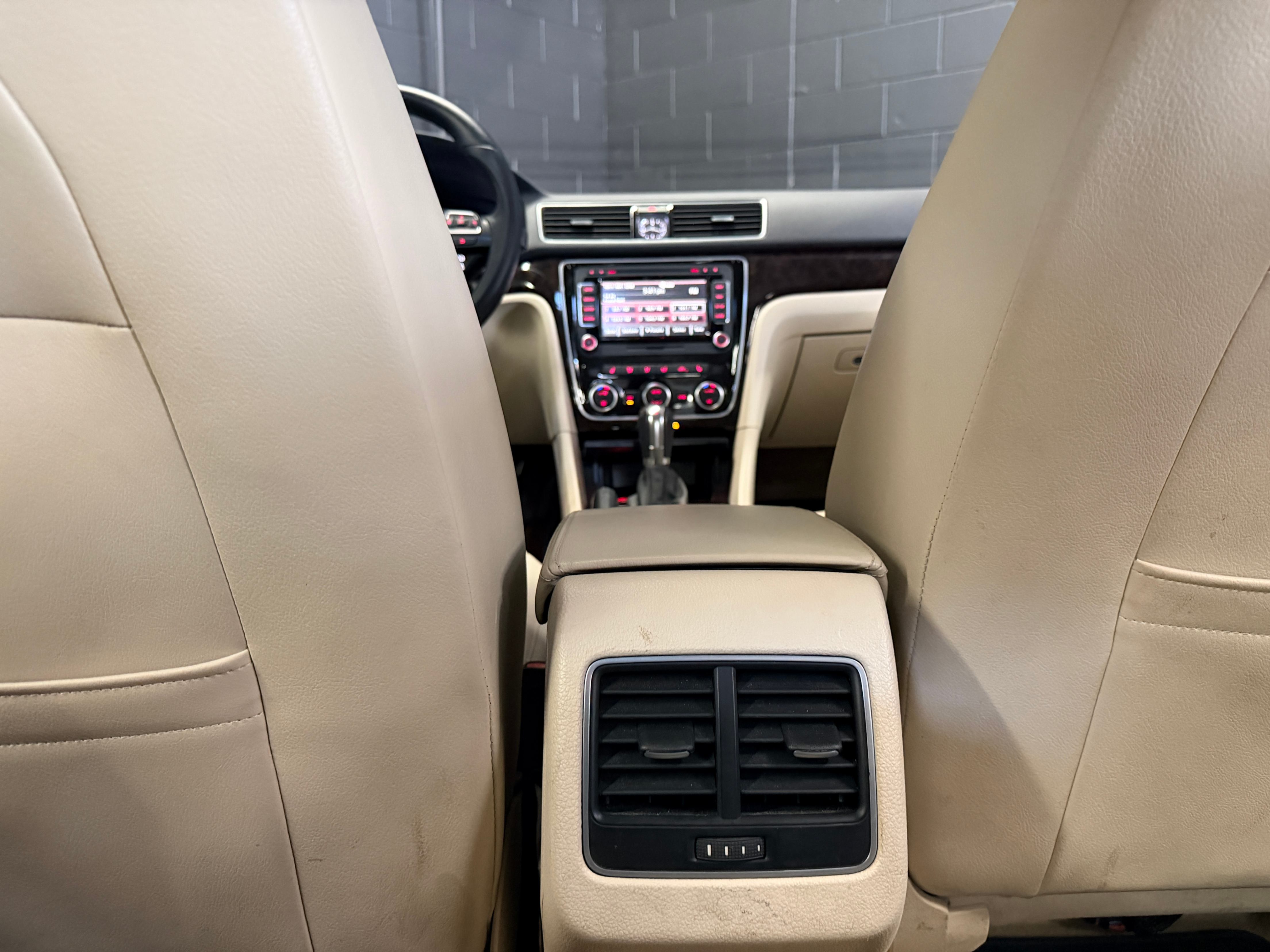 /hcwenterprisecorporation/2014-Volkswagen-Passat-7727341387283406.jpg