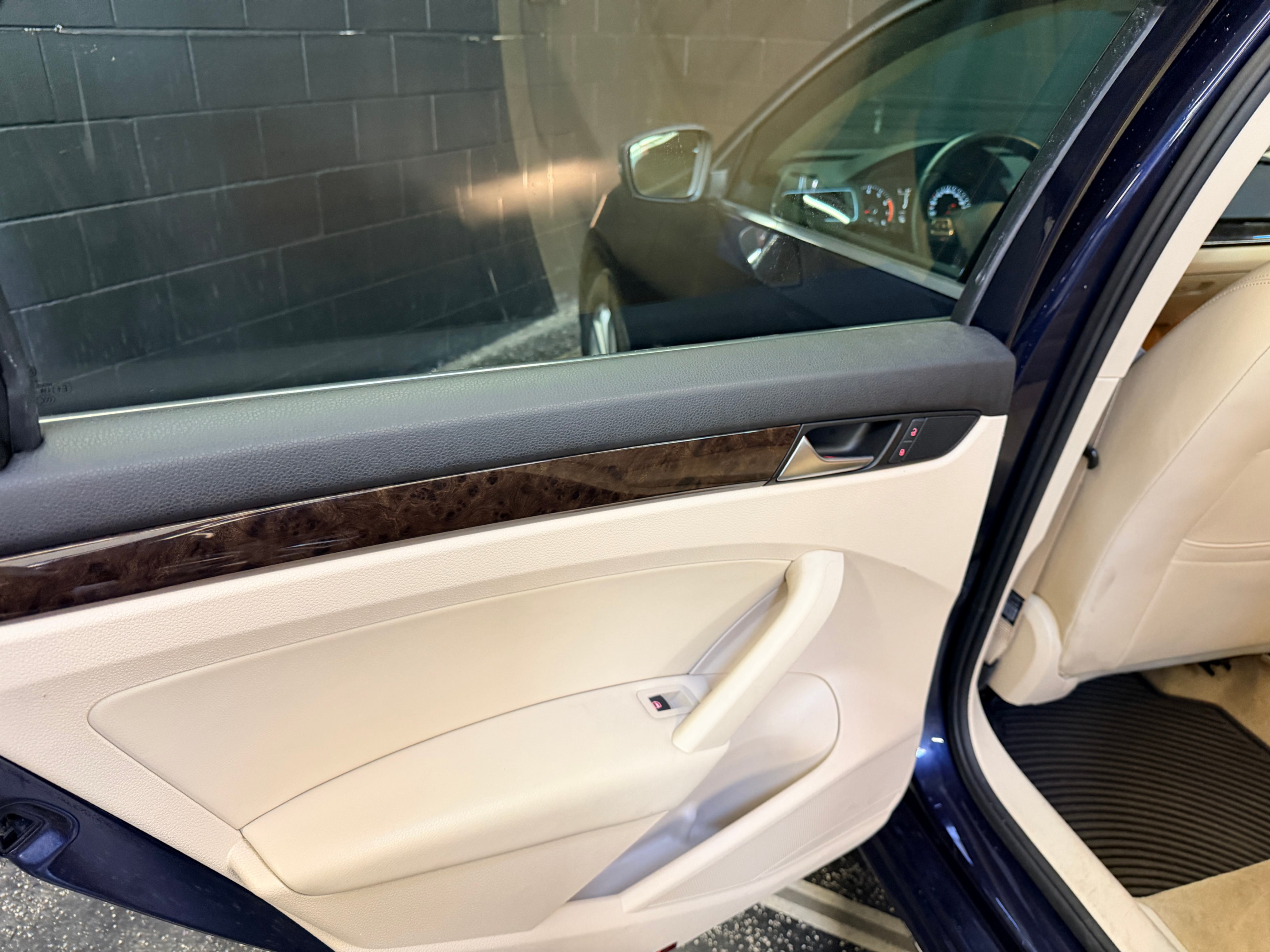 /hcwenterprisecorporation/2014-Volkswagen-Passat-9061429527789562.jpg