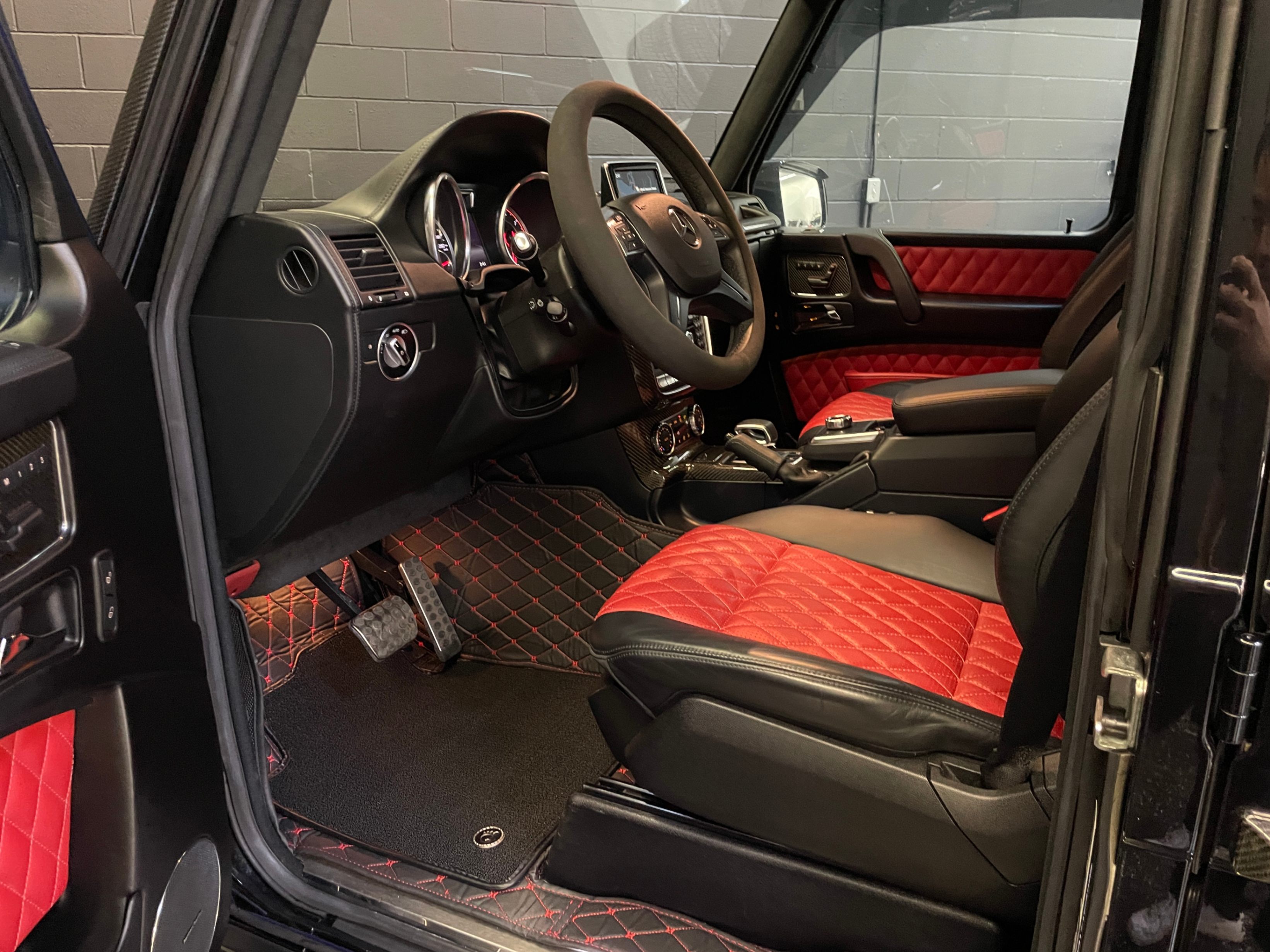 /hcwenterprisecorporation/2016-Mercedes-Benz-G-Class-6882636113019942.jpg