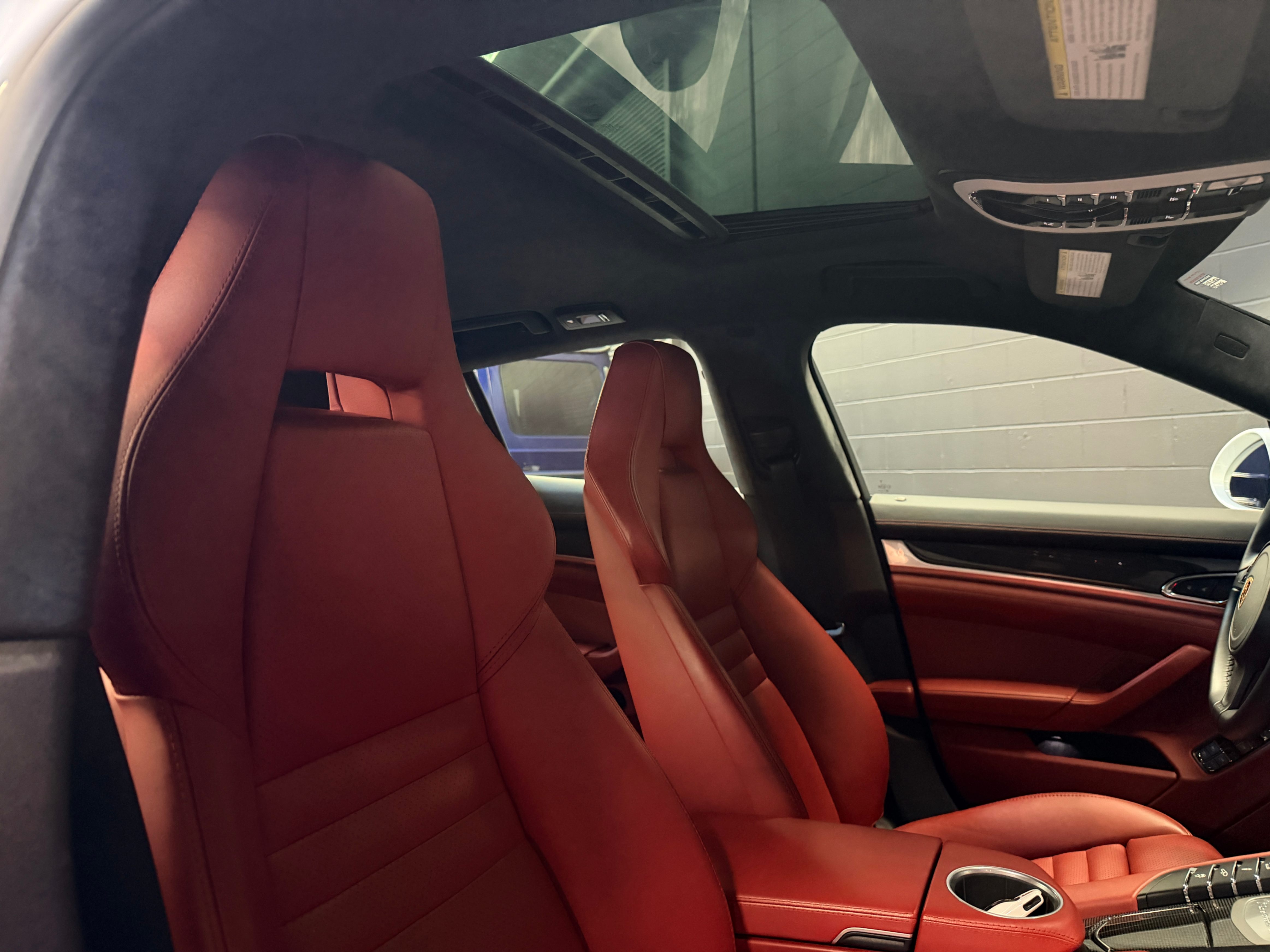 /hcwenterprisecorporation/2016-Porsche-Panamera-24164496031955052.jpg