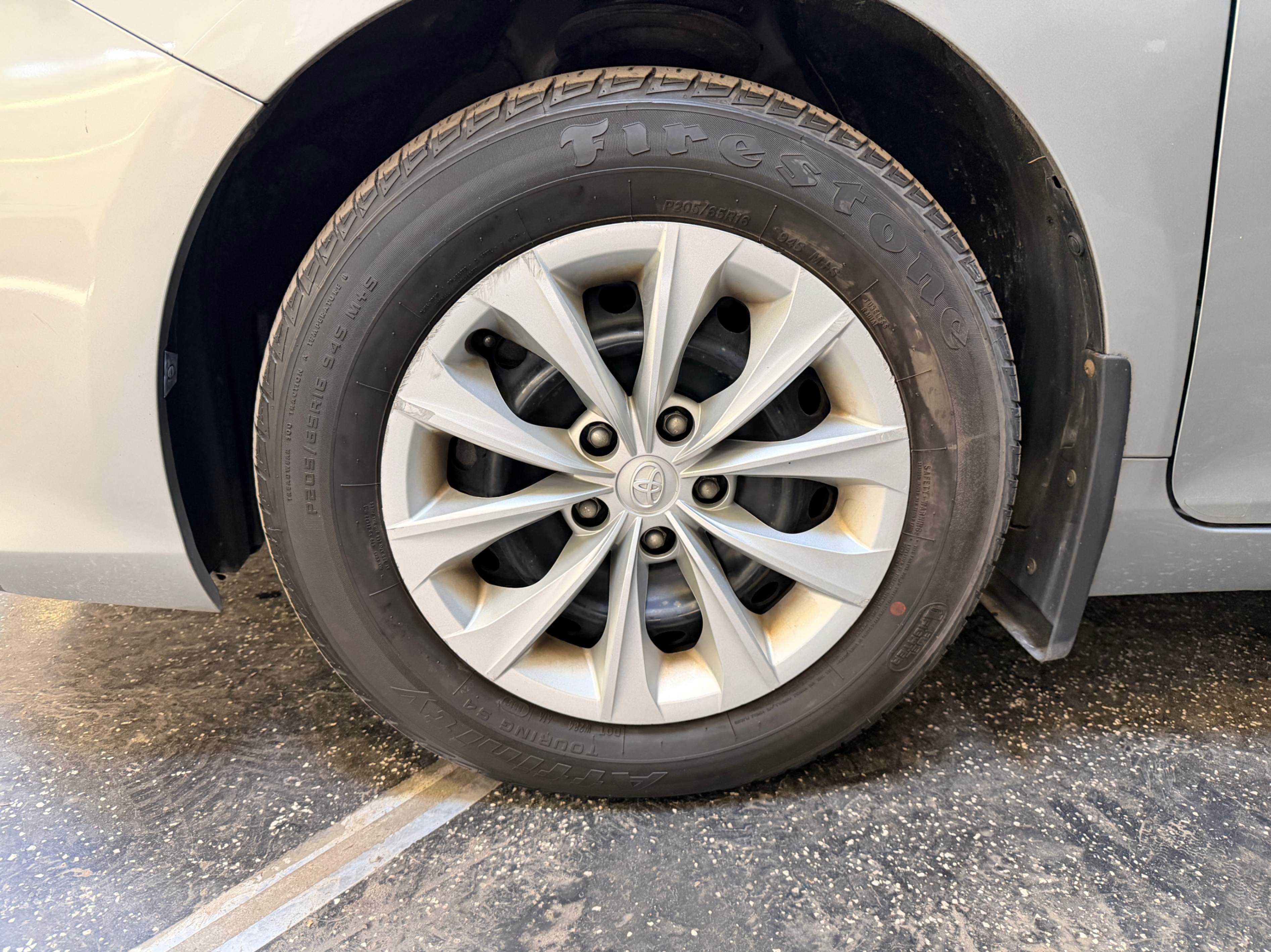 /hcwenterprisecorporation/2016-Toyota-Camry-2541504728751529.jpg