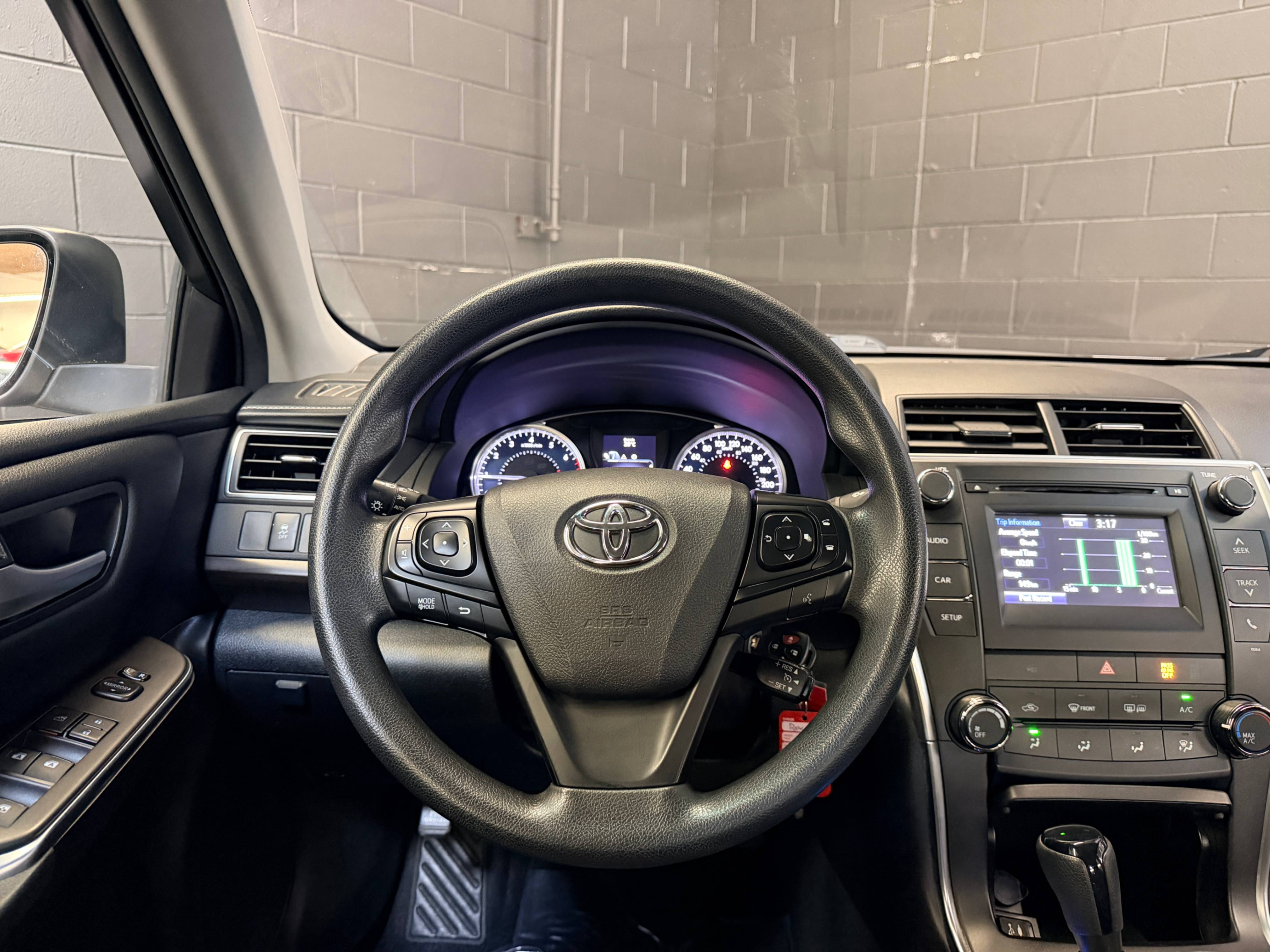 /hcwenterprisecorporation/2016-Toyota-Camry-6911637198845593.jpg