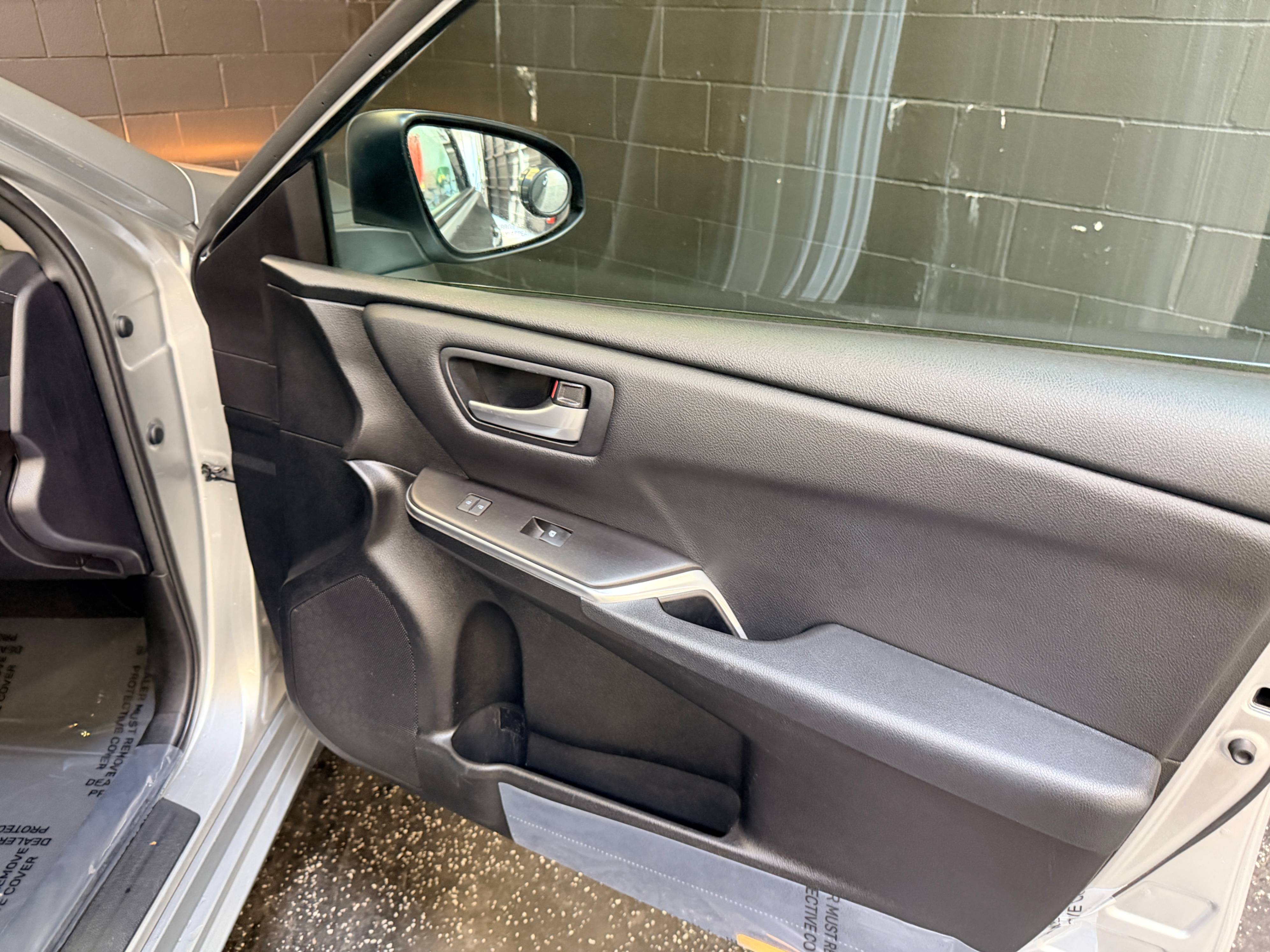 /hcwenterprisecorporation/2016-Toyota-Camry-9187775465414416.jpg