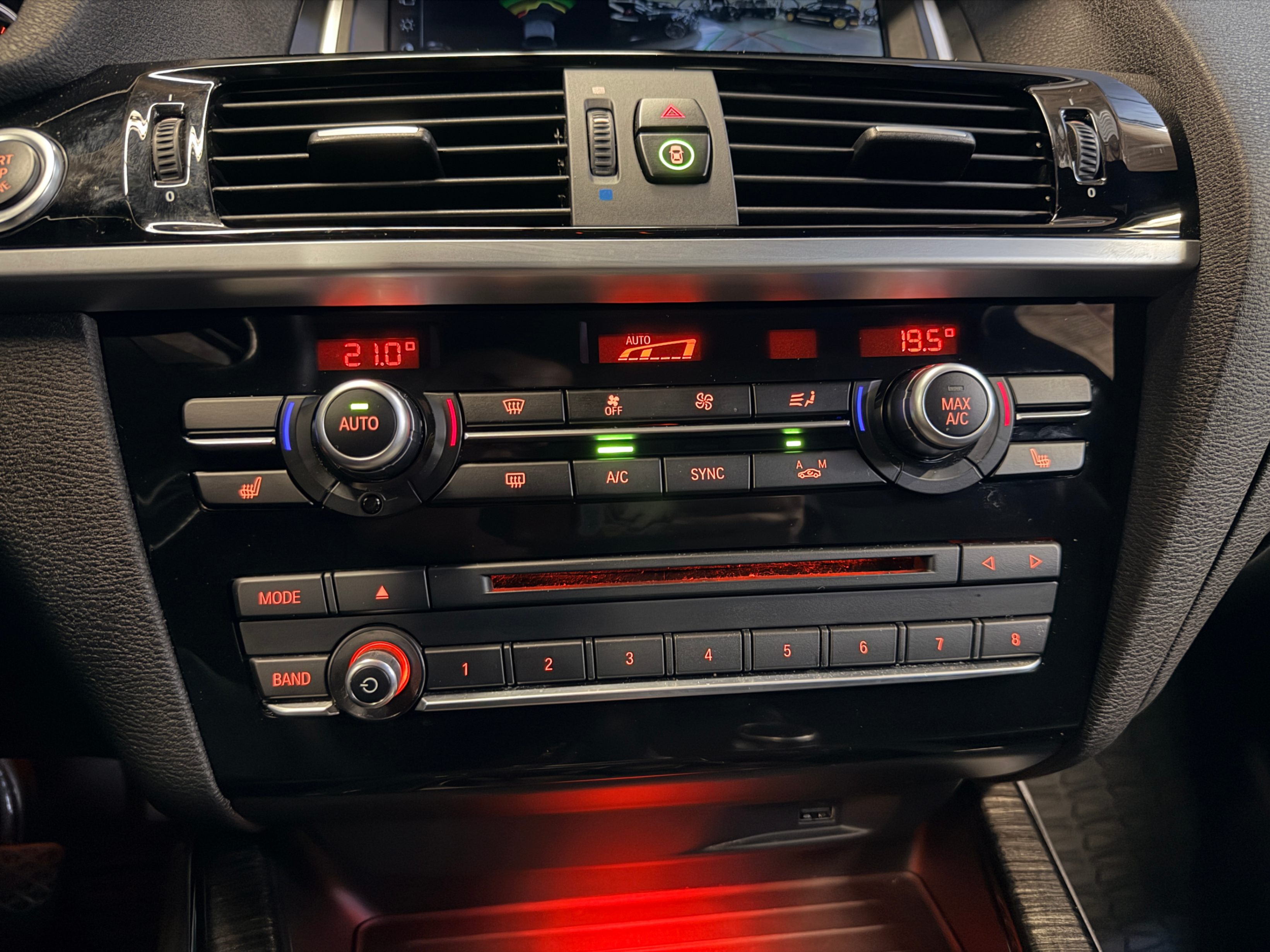 /hcwenterprisecorporation/2017-BMW-X3-558871323179712.jpg