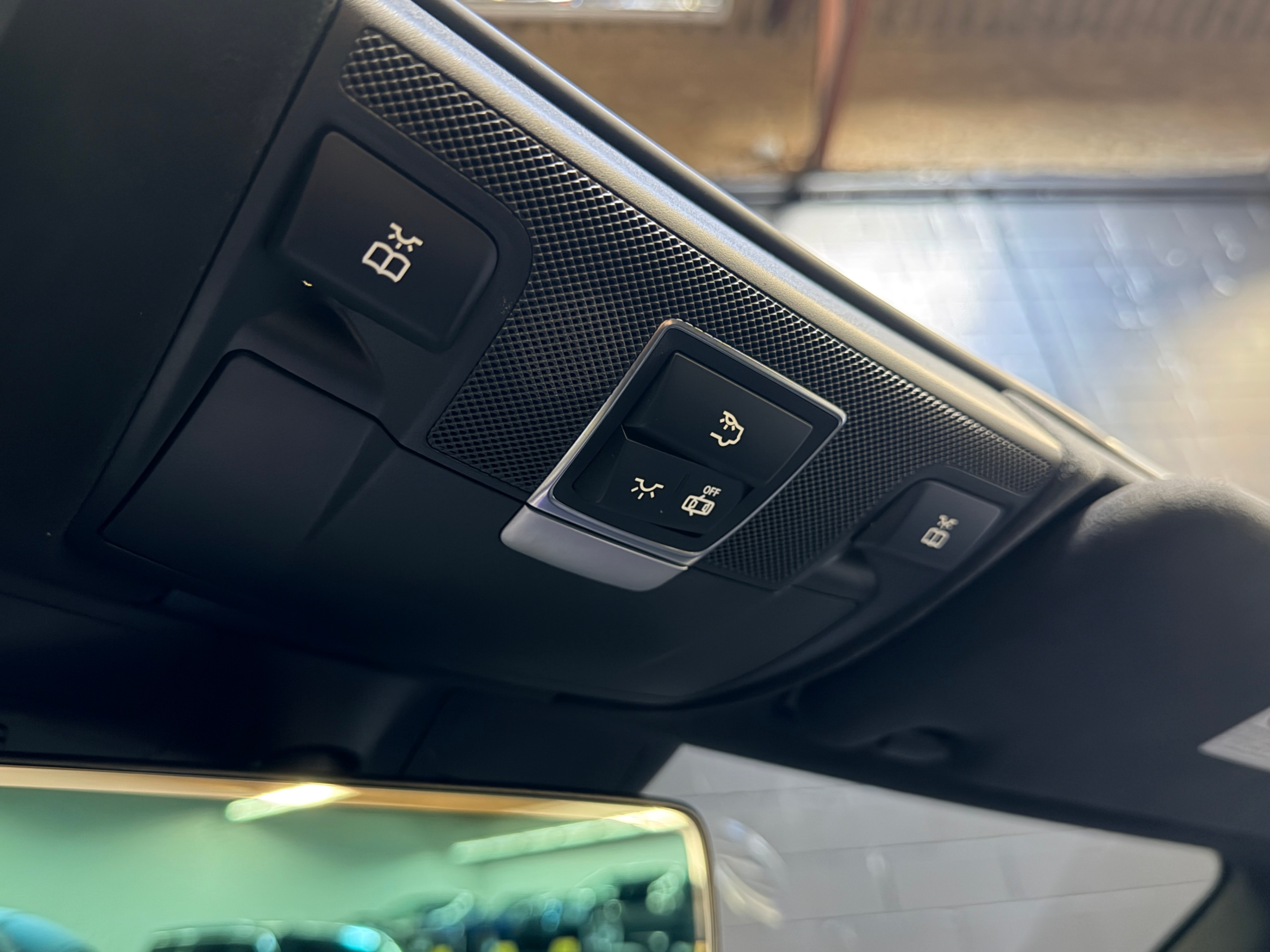 /hcwenterprisecorporation/2018-Mercedes-Benz-S-Class-834681813576065.jpg