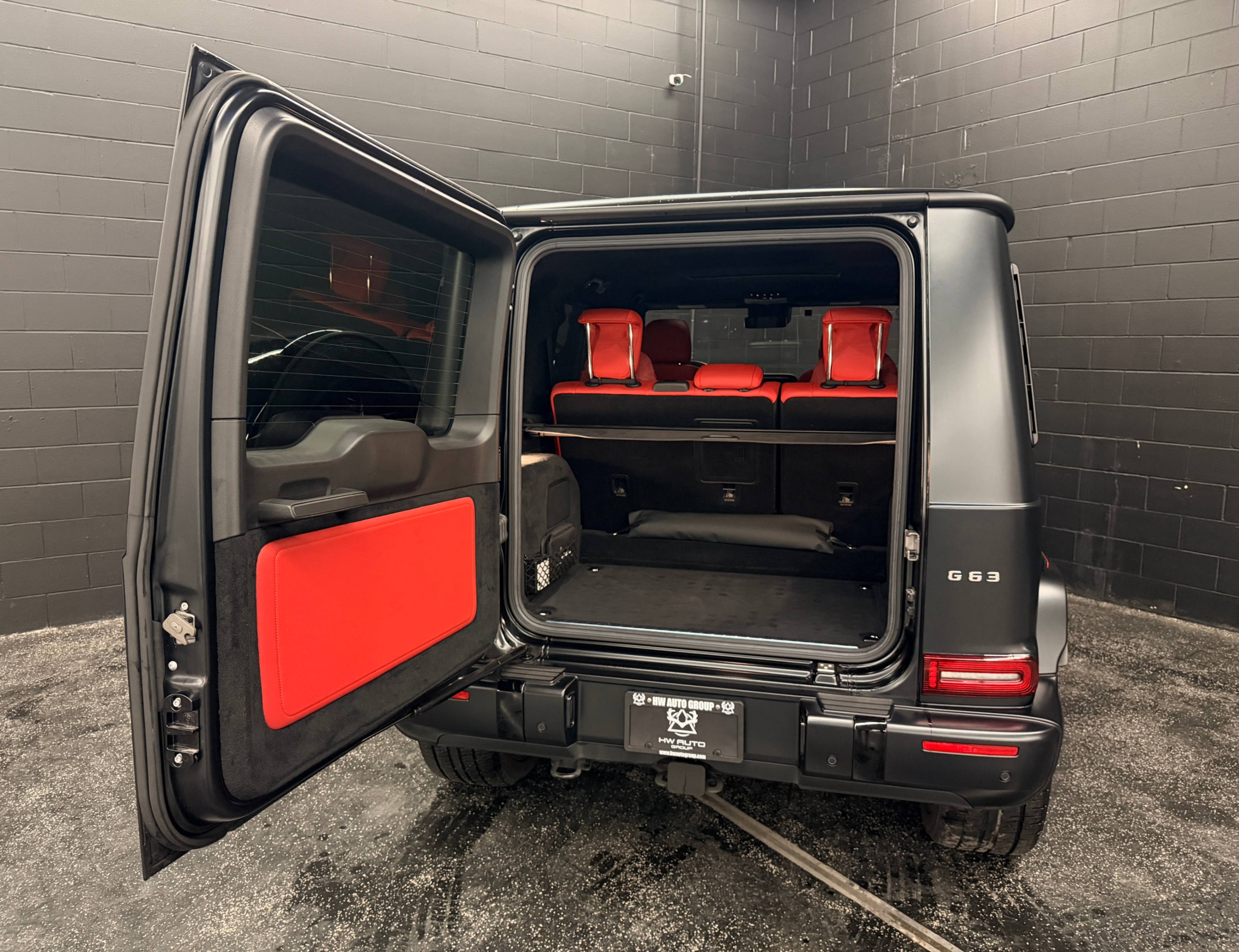 /hcwenterprisecorporation/2020-Mercedes-Benz-G-Class-2087945868004335.jpg