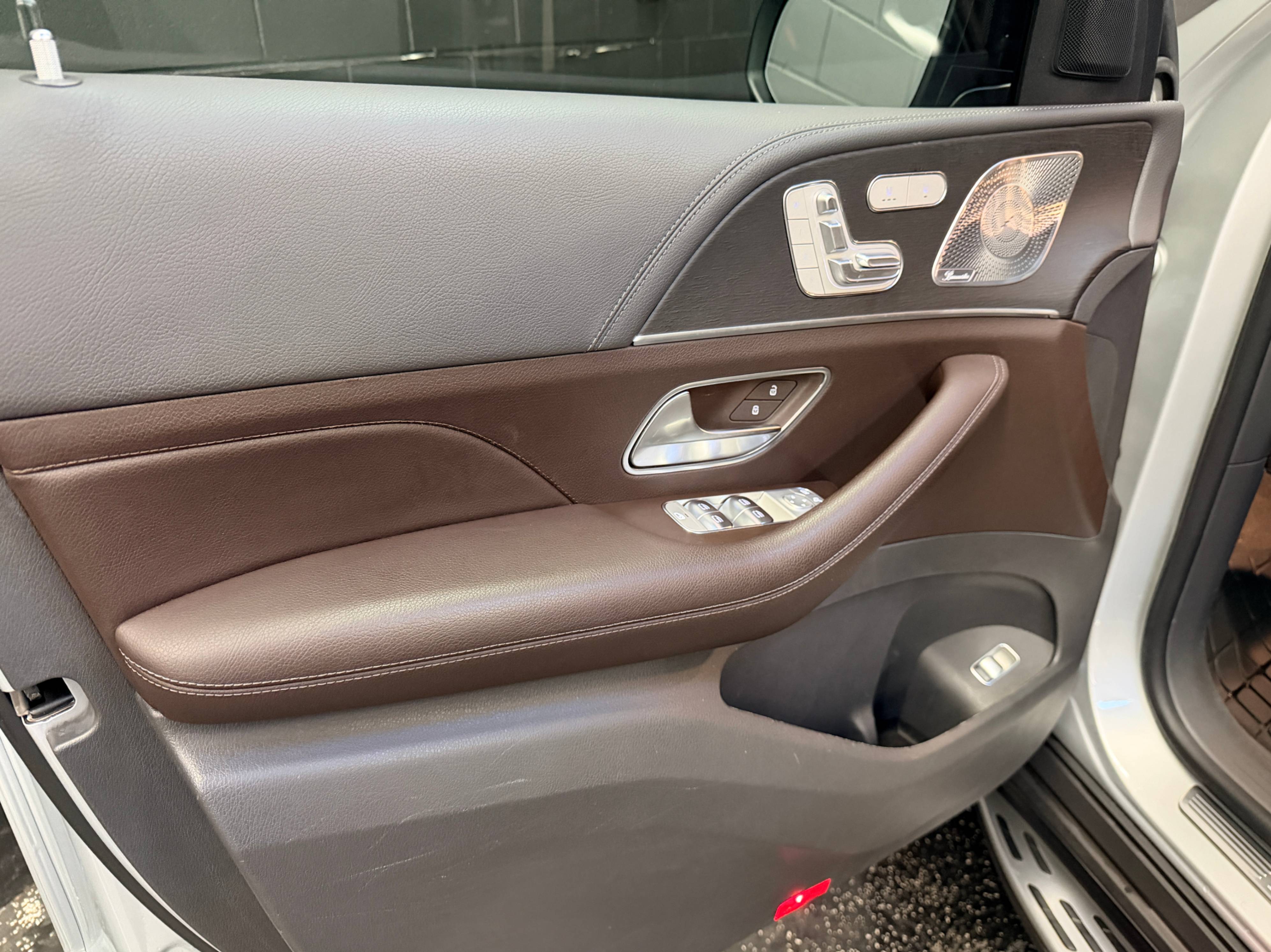 /hcwenterprisecorporation/2020-Mercedes-Benz-GLE-Class-11636059166545487.jpg