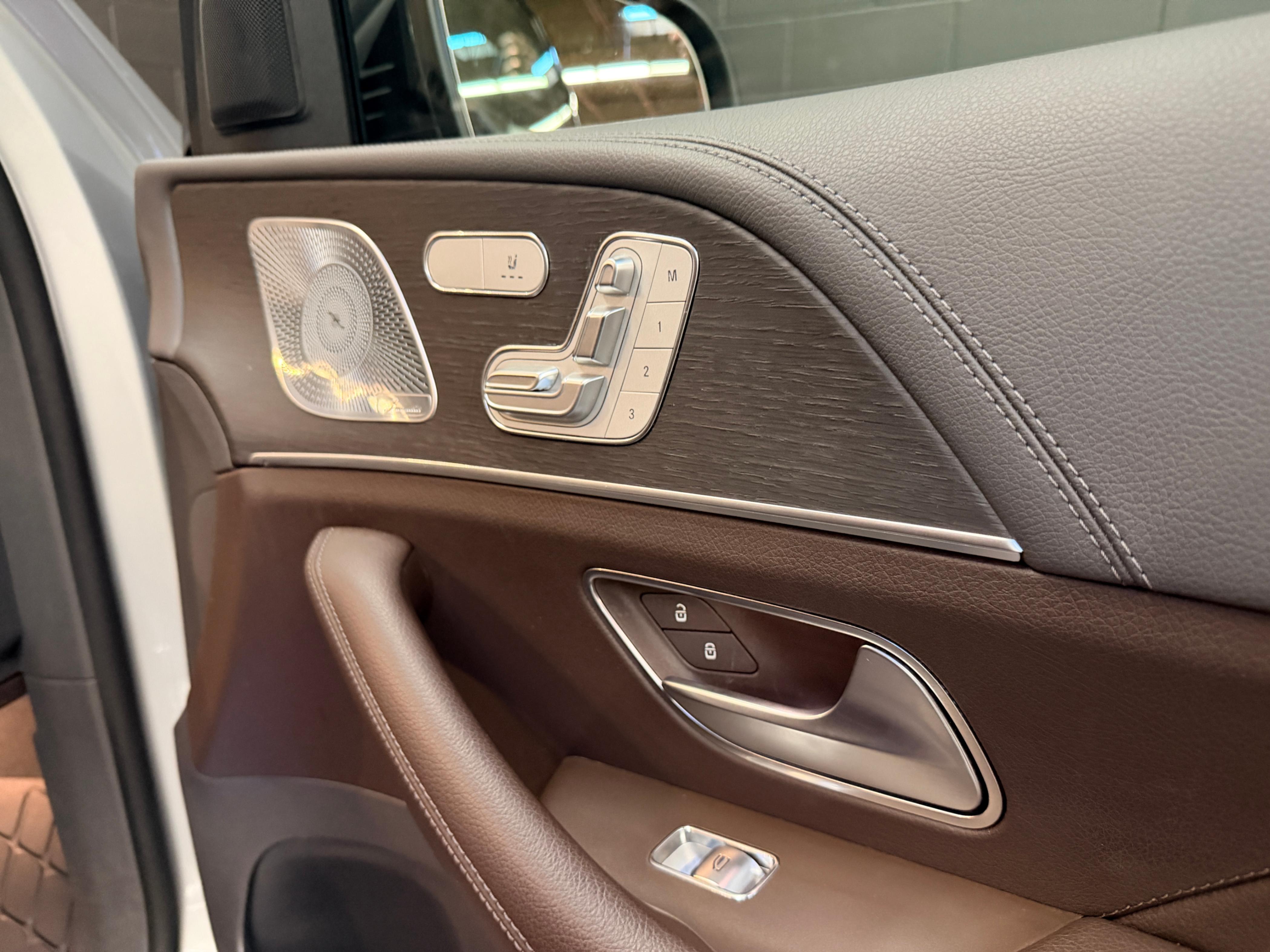/hcwenterprisecorporation/2020-Mercedes-Benz-GLE-Class-5231416739092436.jpg
