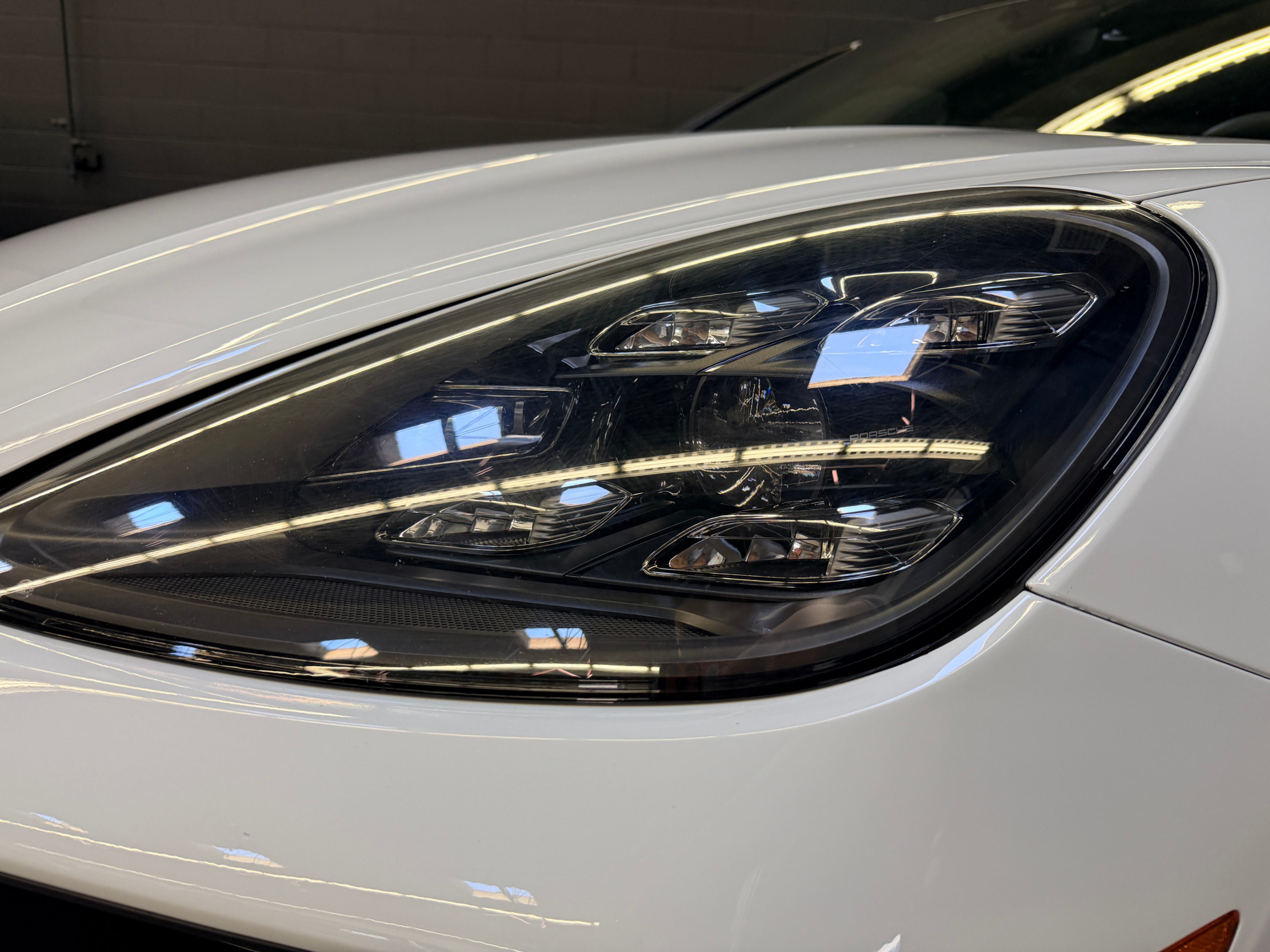 /hcwenterprisecorporation/2020-Porsche-Cayenne-5222222804072887.jpg