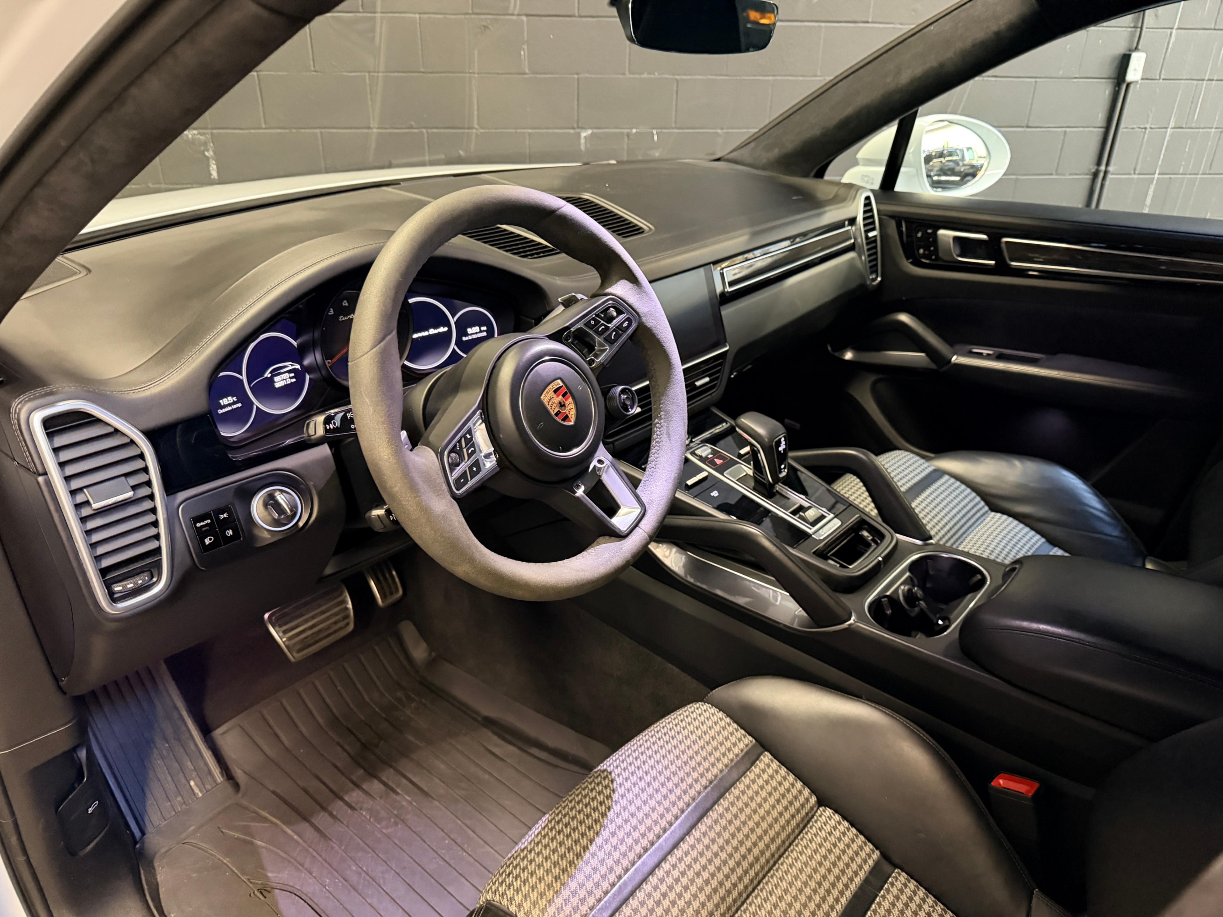 /hcwenterprisecorporation/2020-Porsche-Cayenne-635275807983487.jpg
