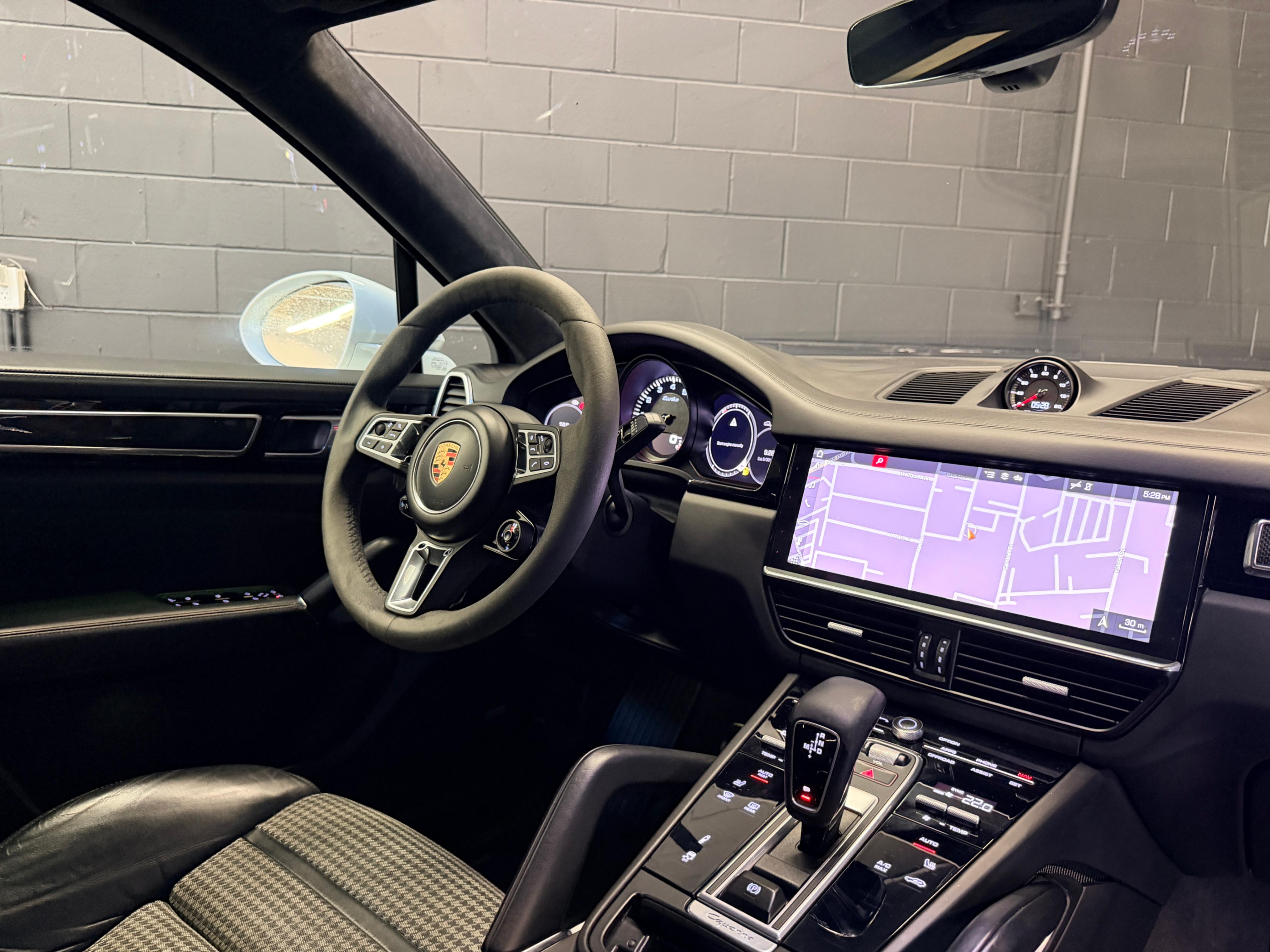 /hcwenterprisecorporation/2020-Porsche-Cayenne-7602117884875932.jpg