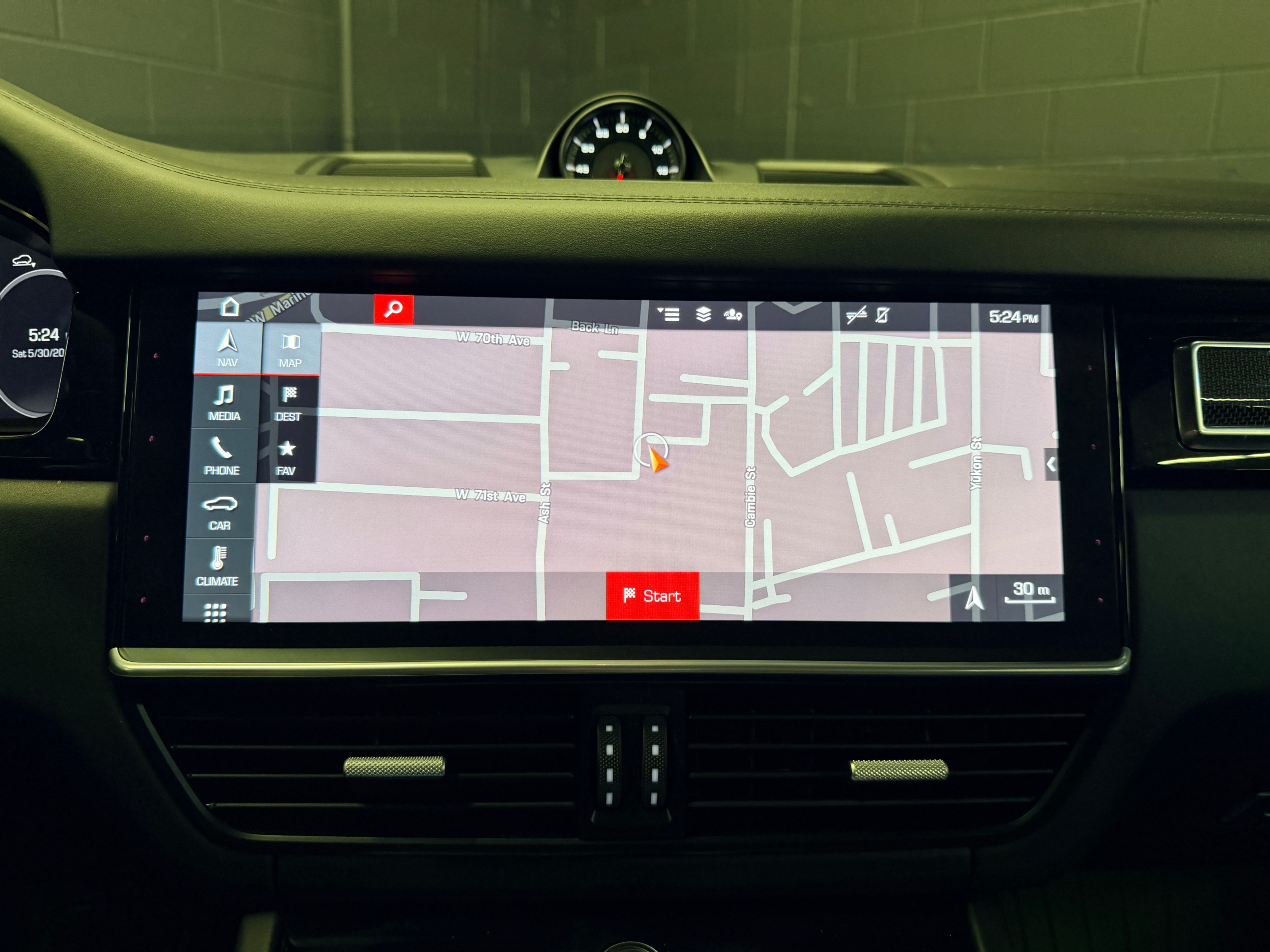 /hcwenterprisecorporation/2020-Porsche-Cayenne-7725960800695781.jpg