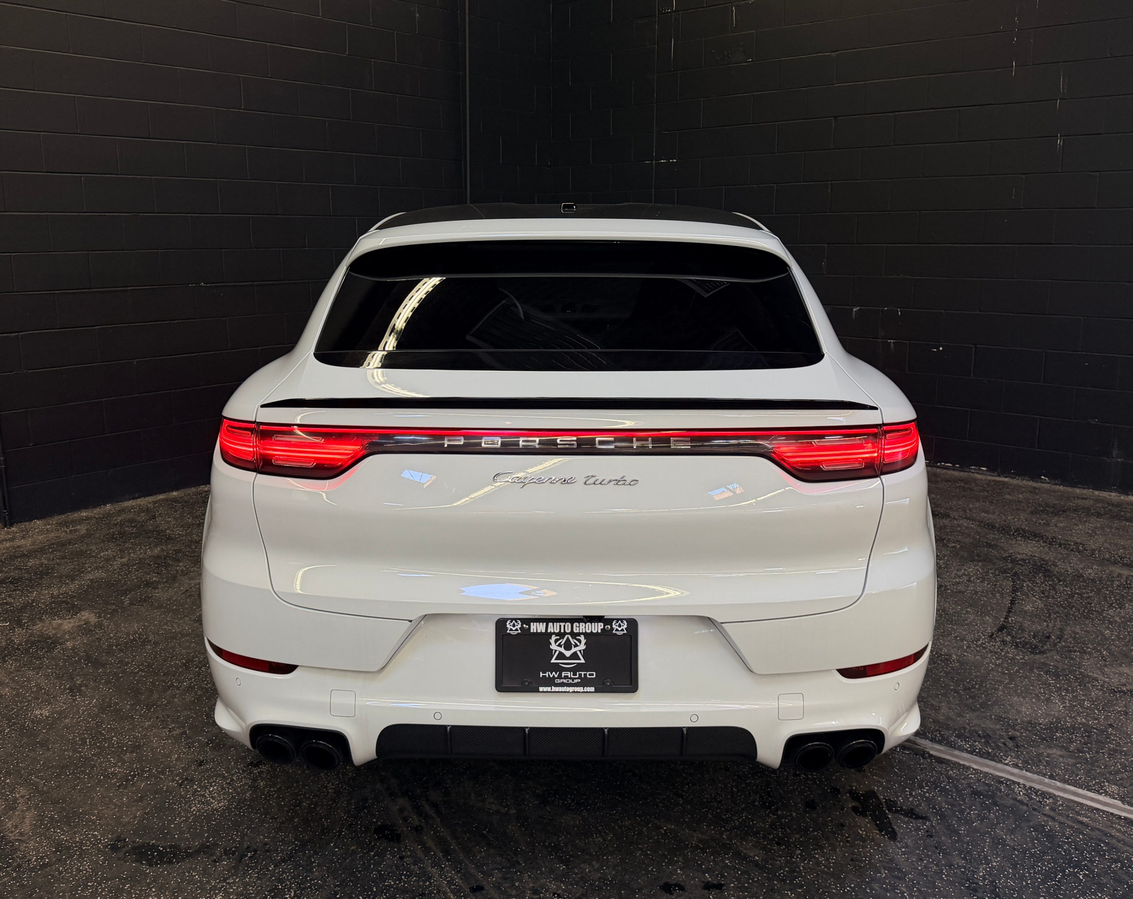 /hcwenterprisecorporation/2020-Porsche-Cayenne-8730223574245408.jpg