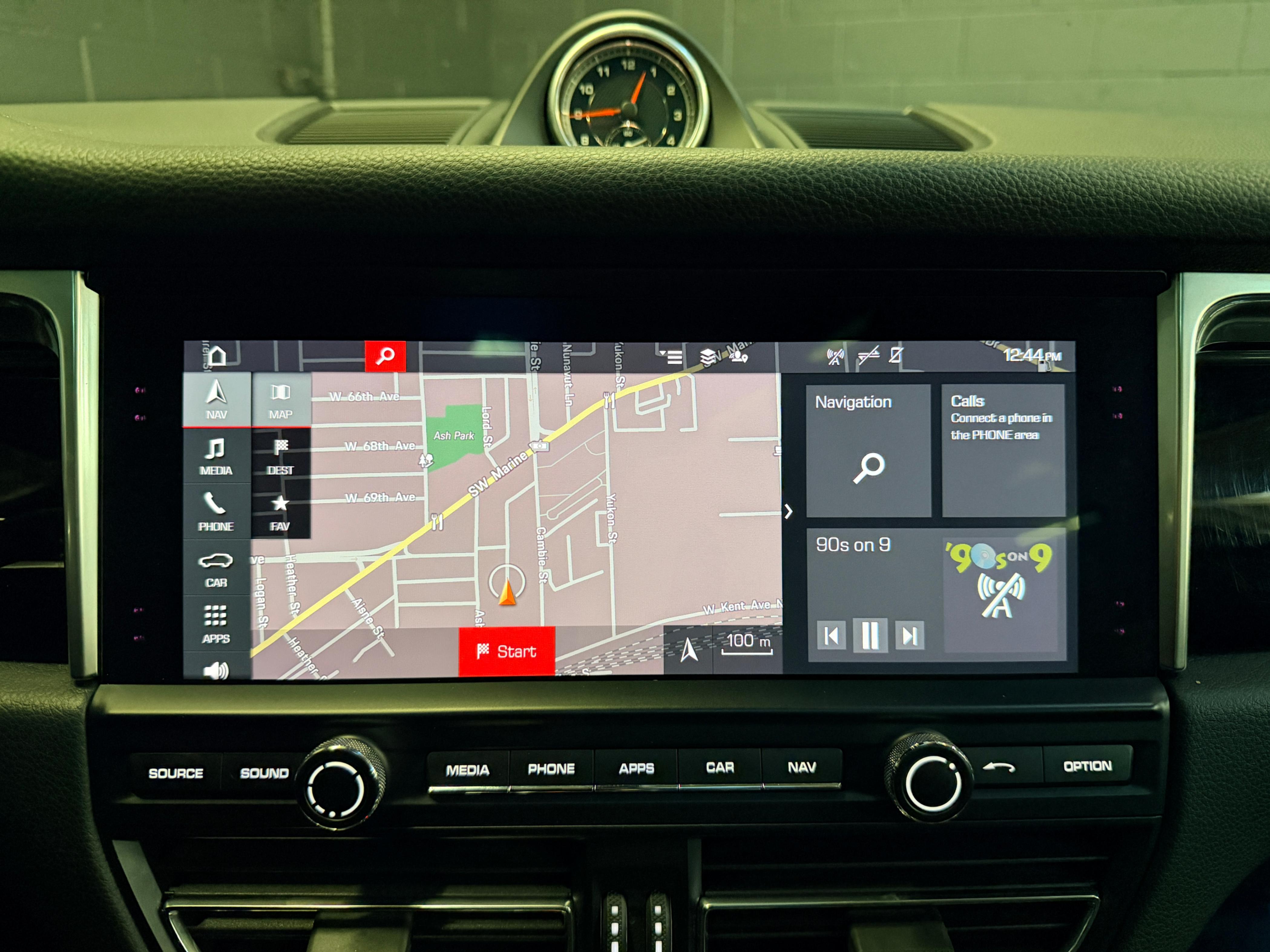 /hcwenterprisecorporation/2020-Porsche-Macan-15197902585199285.jpg