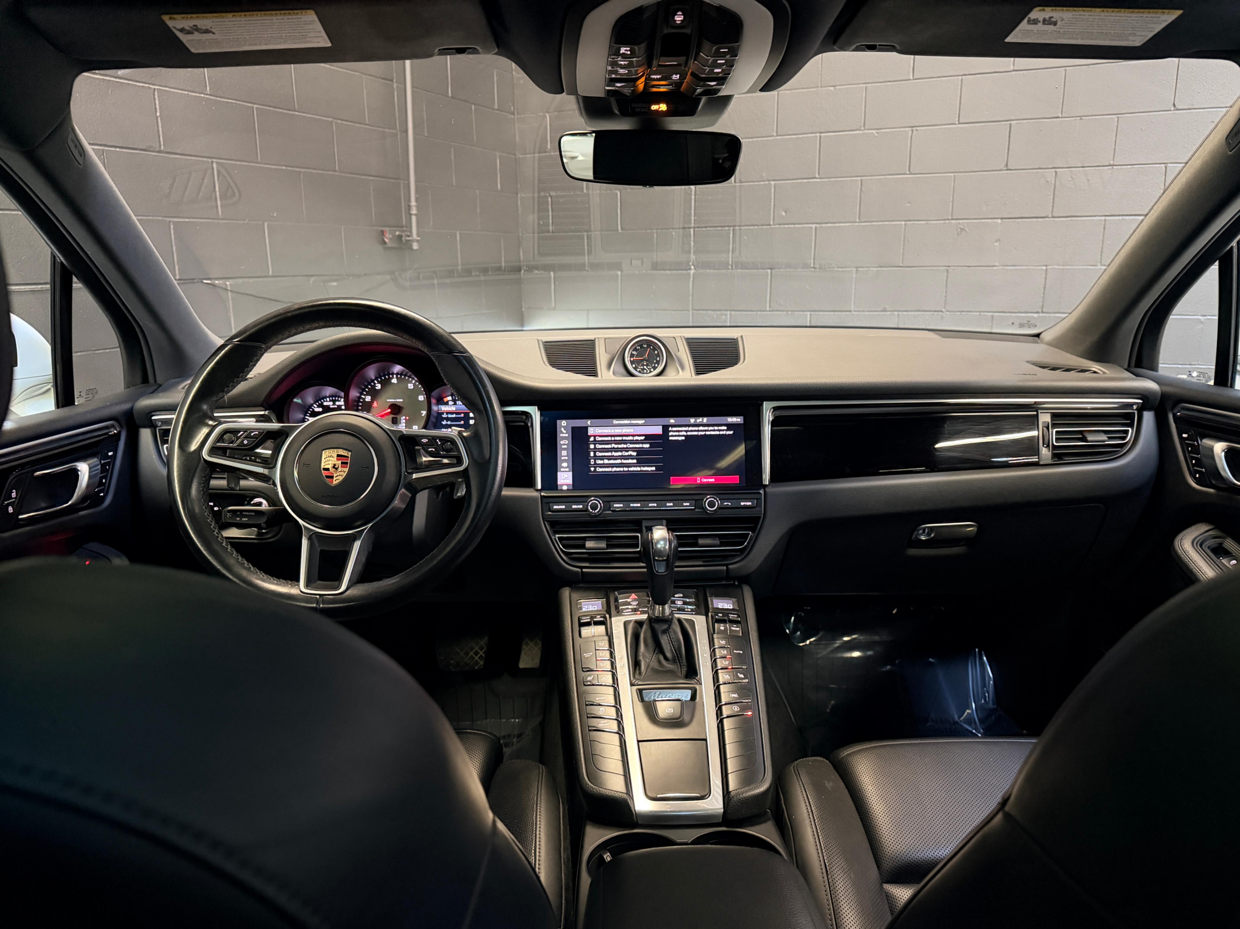 /hcwenterprisecorporation/2020-Porsche-Macan-16042672675132974.jpg