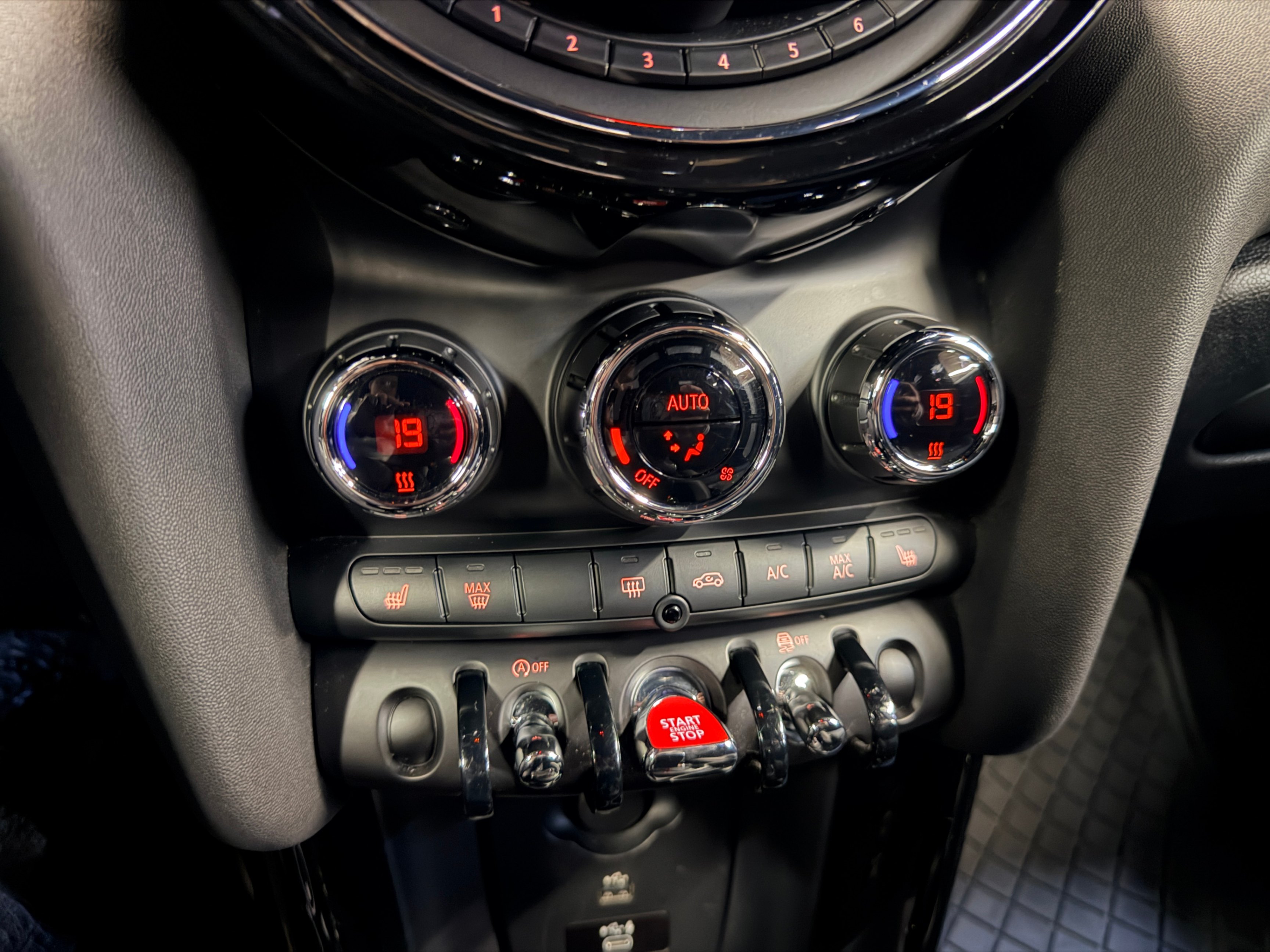 /hcwenterprisecorporation/2021-MINI-3Door-04025949040380805.jpg