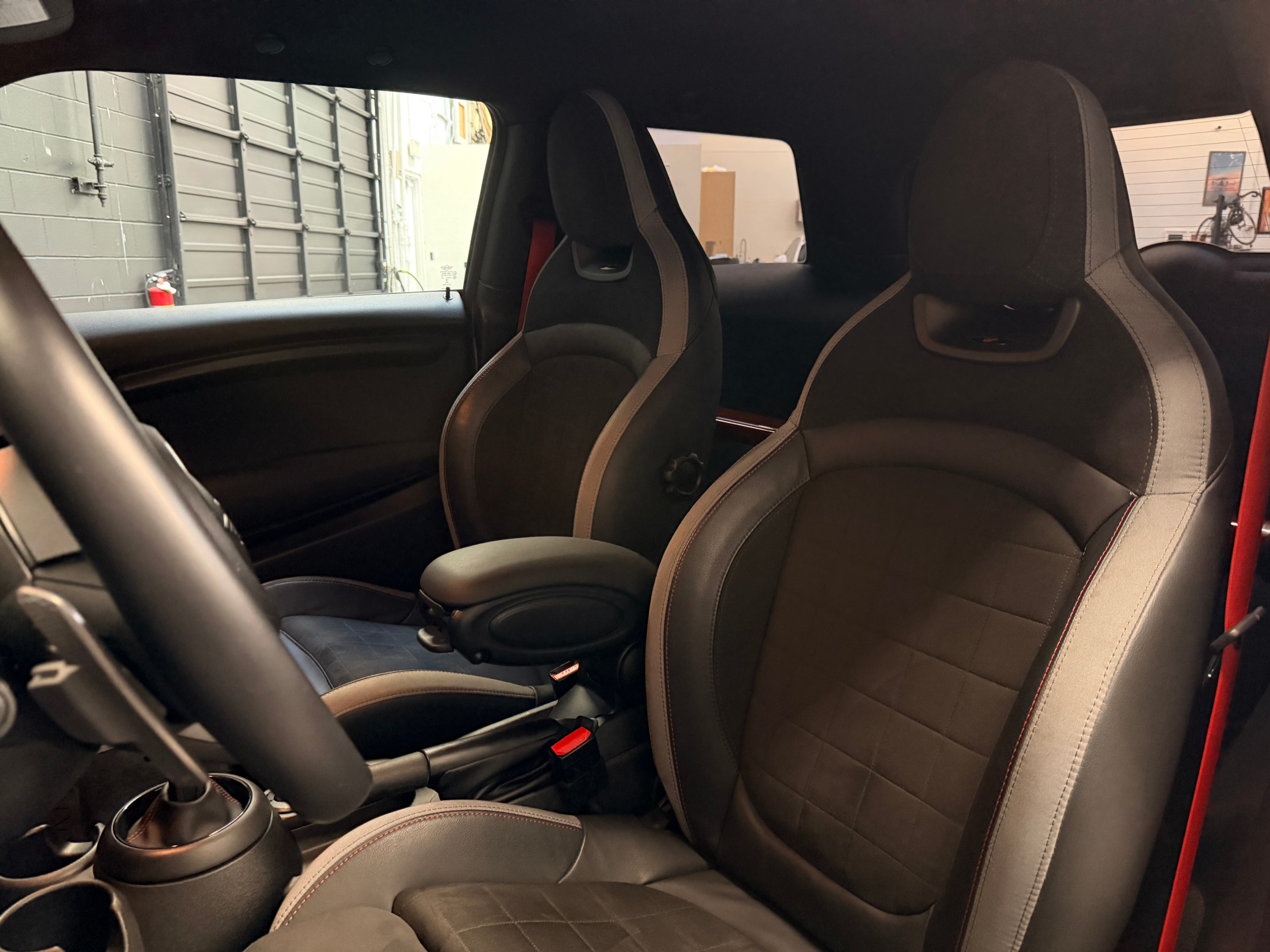 /hcwenterprisecorporation/2021-MINI-3Door-31494764687747656.jpg