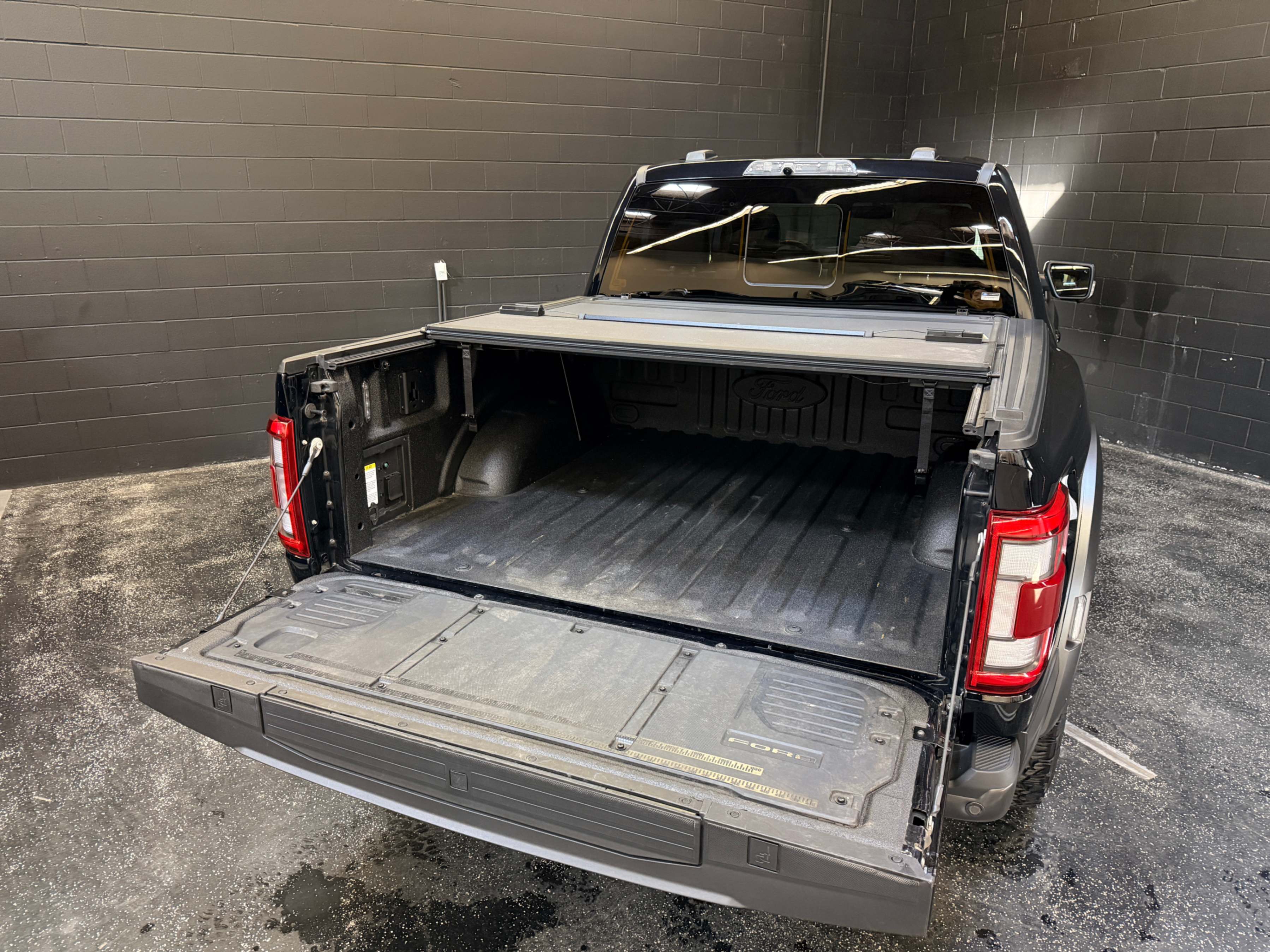 /hcwenterprisecorporation/2022-Ford-F-150-06388244269569854.jpg
