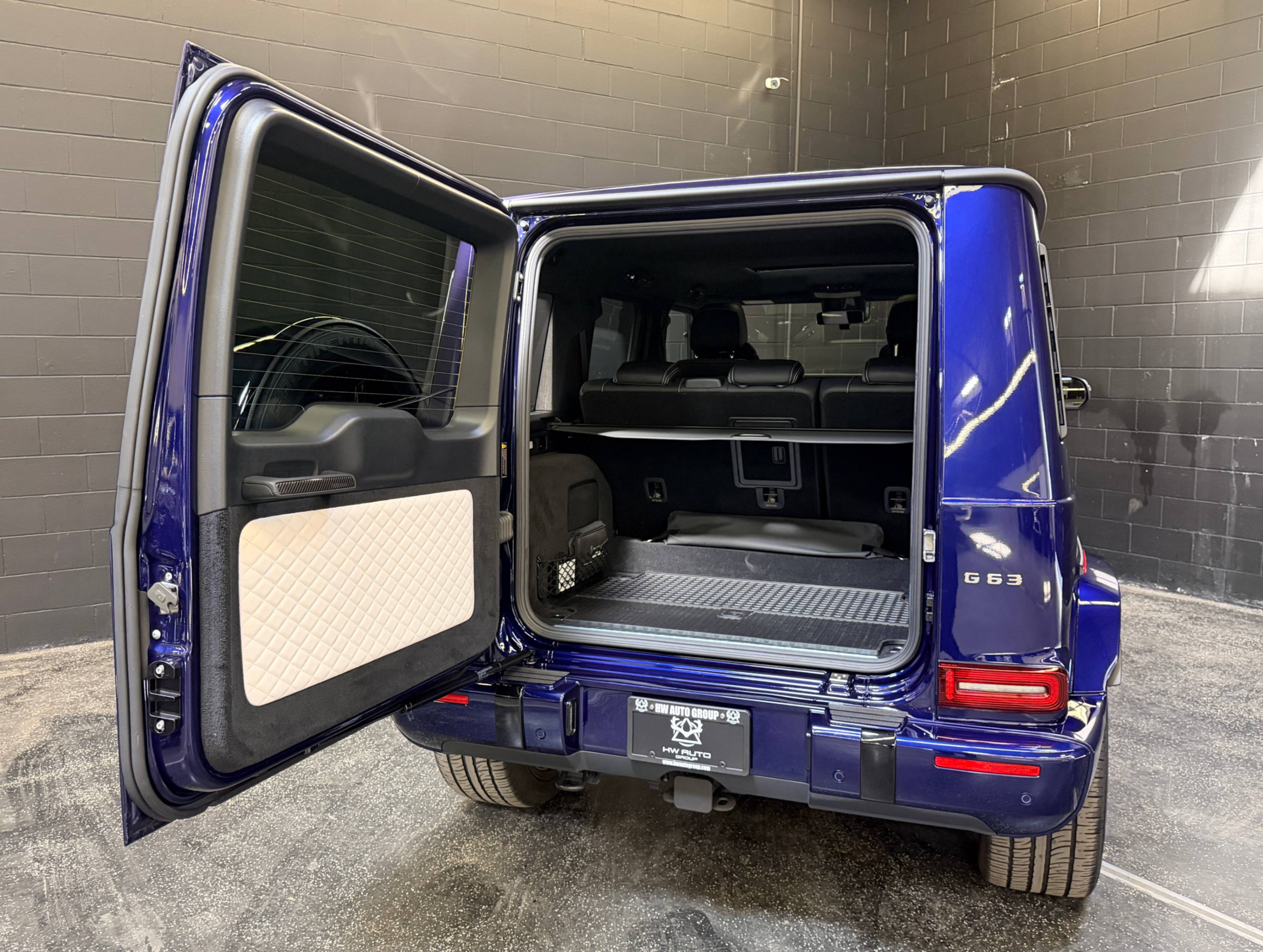 /hcwenterprisecorporation/2022-Mercedes-Benz-G-Class-05959171437576272.jpg