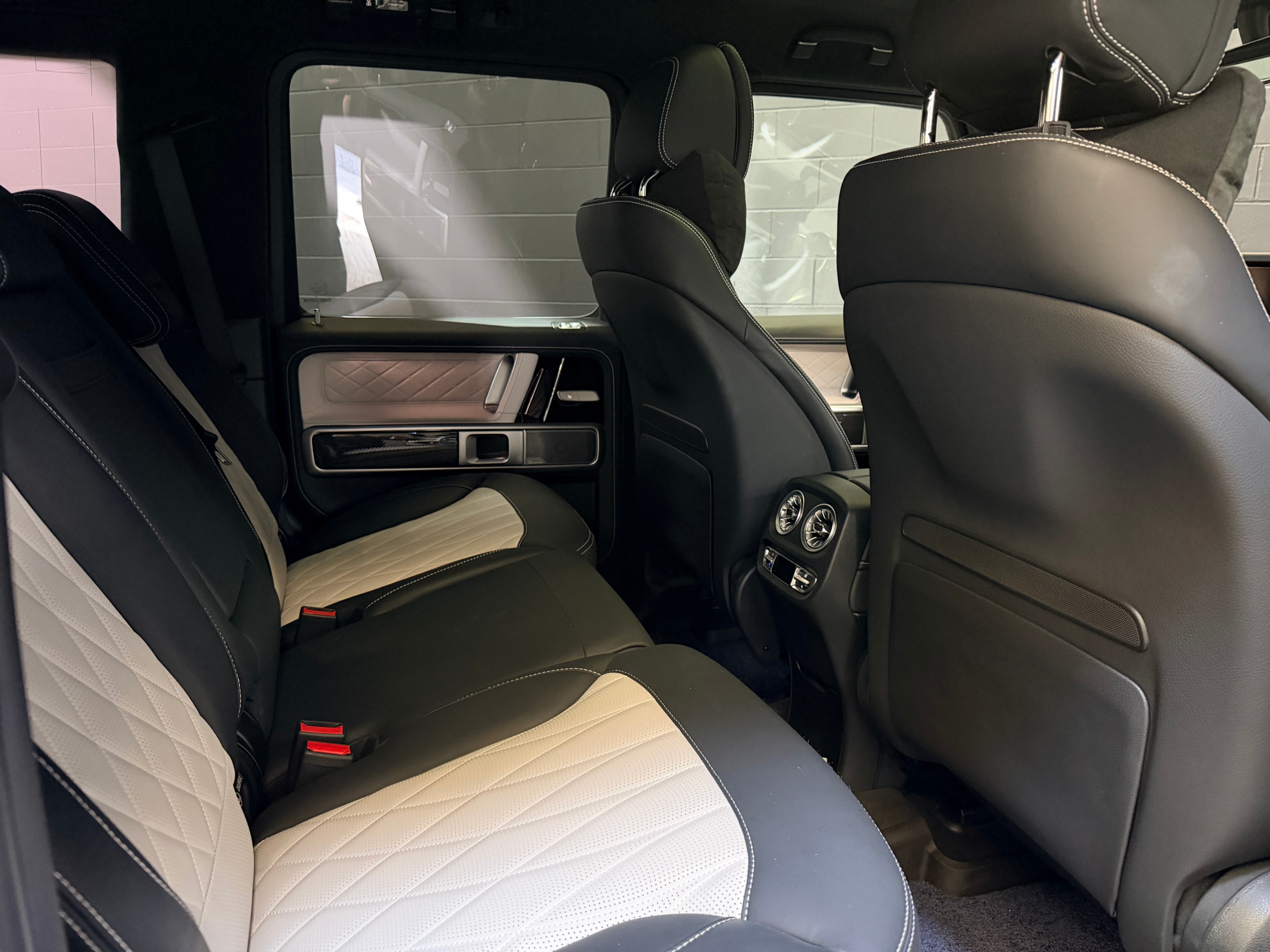 /hcwenterprisecorporation/2022-Mercedes-Benz-G-Class-5722003660993193.jpg