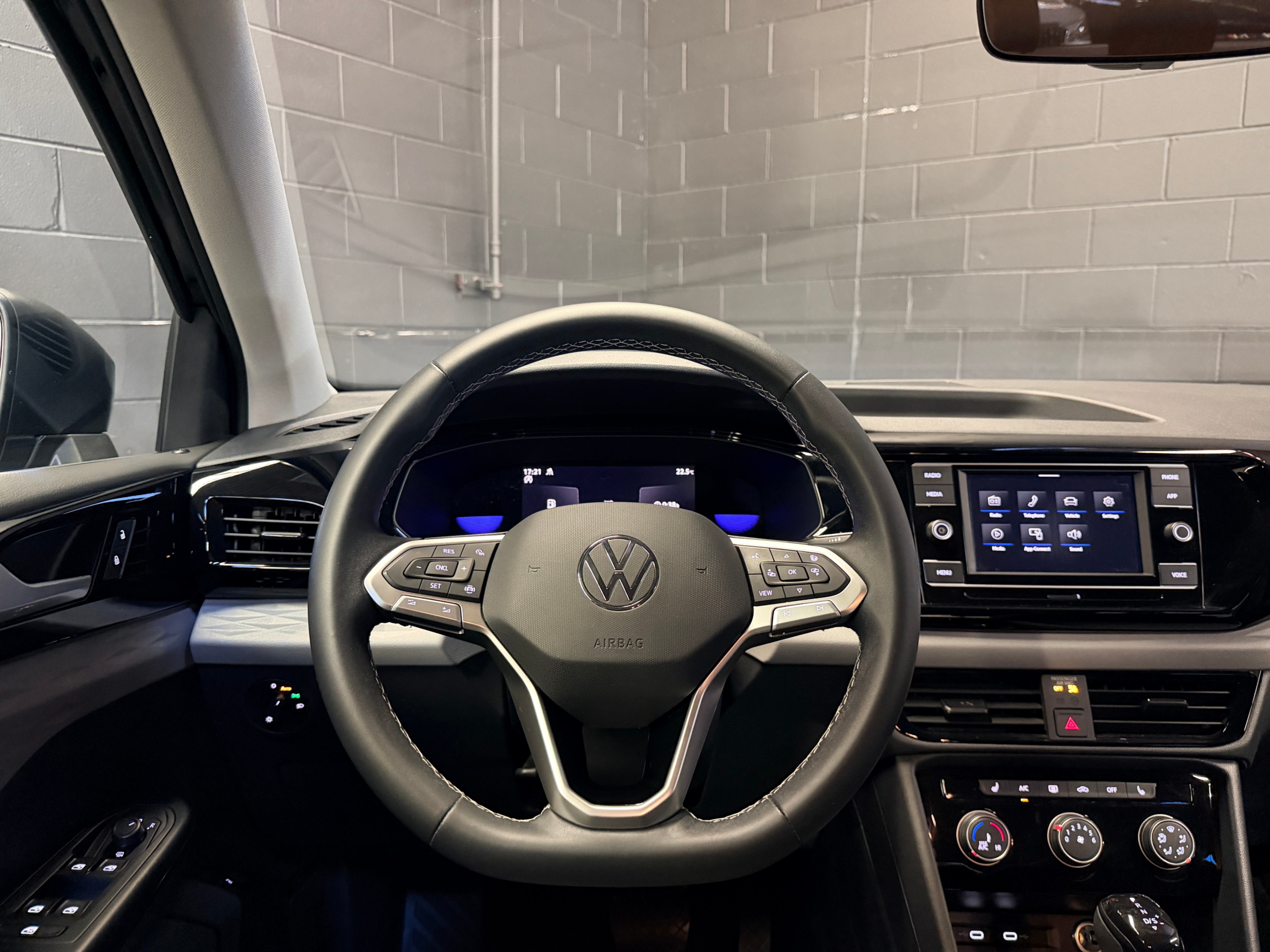 /hcwenterprisecorporation/2023-Volkswagen-Taos-17747347009678704.jpg