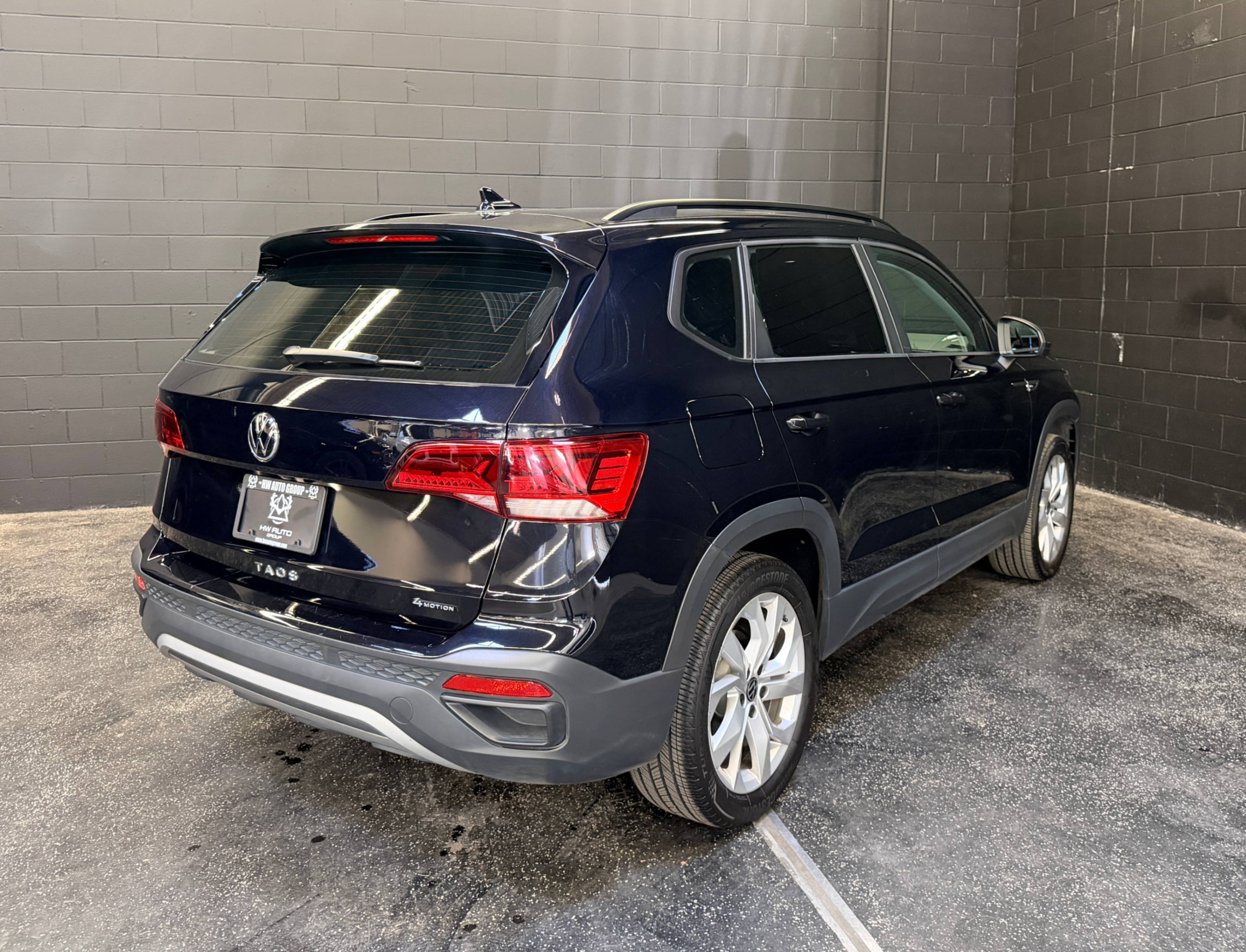 /hcwenterprisecorporation/2023-Volkswagen-Taos-19442048644649534.jpg