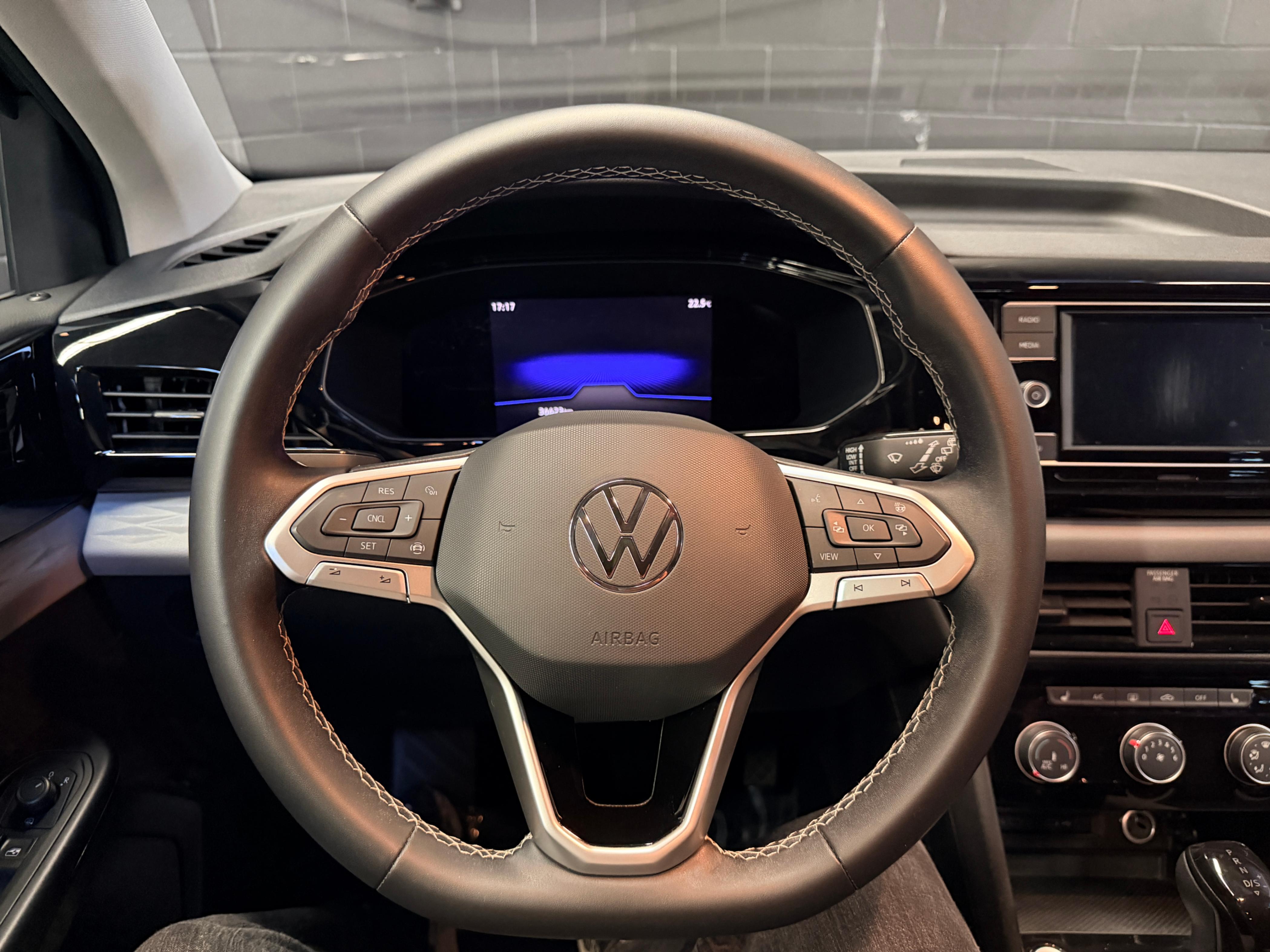 /hcwenterprisecorporation/2023-Volkswagen-Taos-19537491632057402.jpg