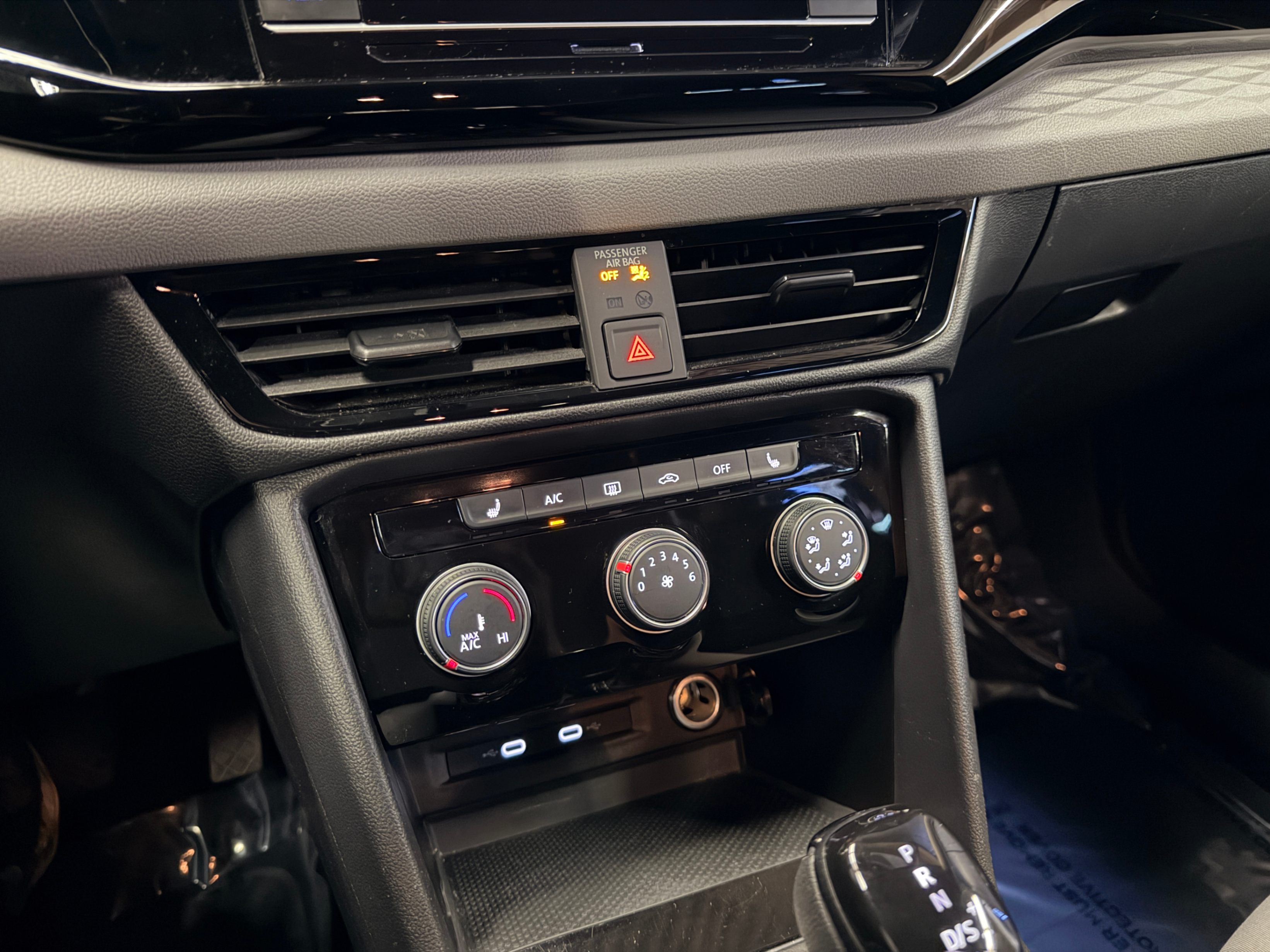 /hcwenterprisecorporation/2023-Volkswagen-Taos-2621132224527061.jpg