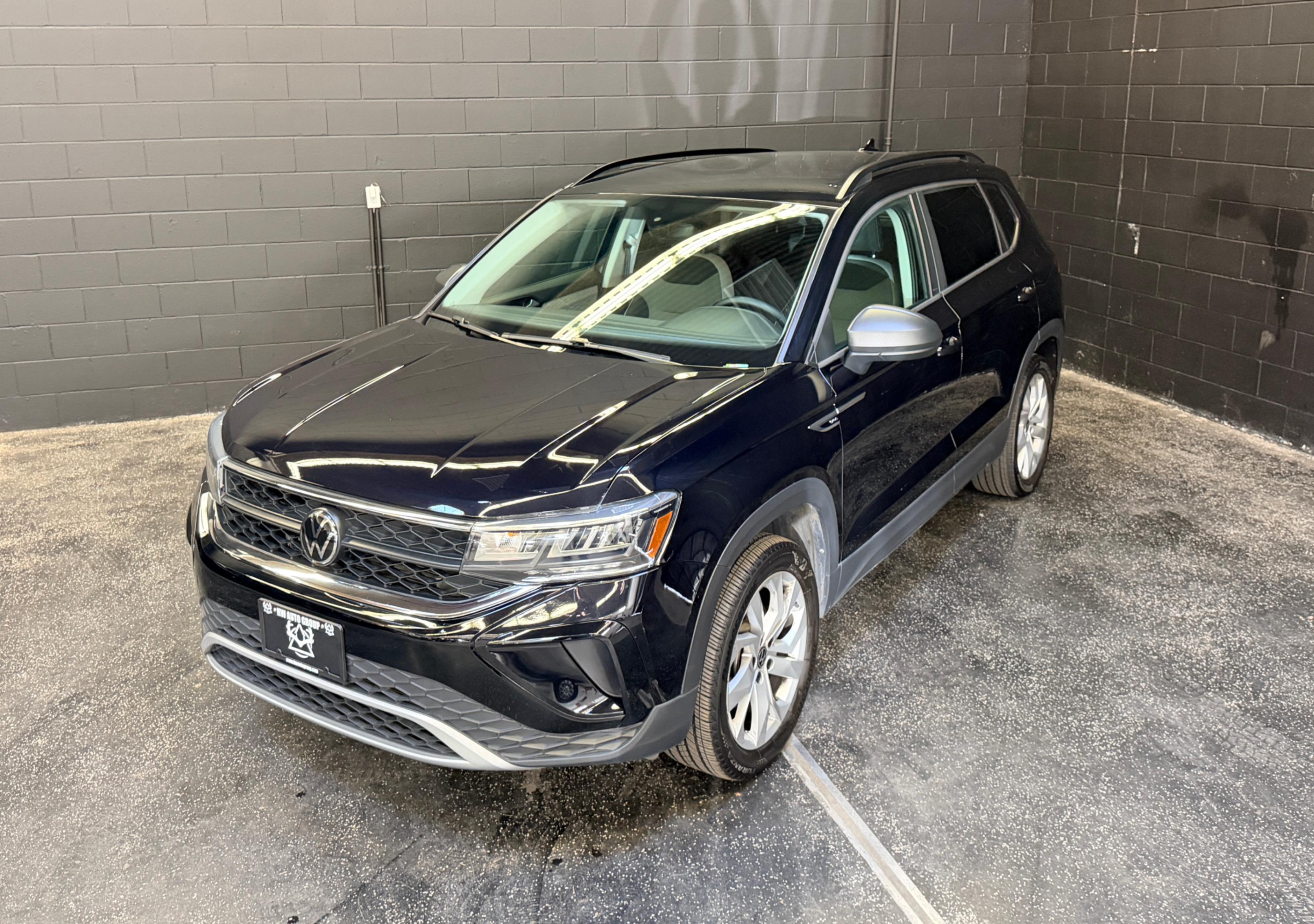 /hcwenterprisecorporation/2023-Volkswagen-Taos-35713308057091275.jpg