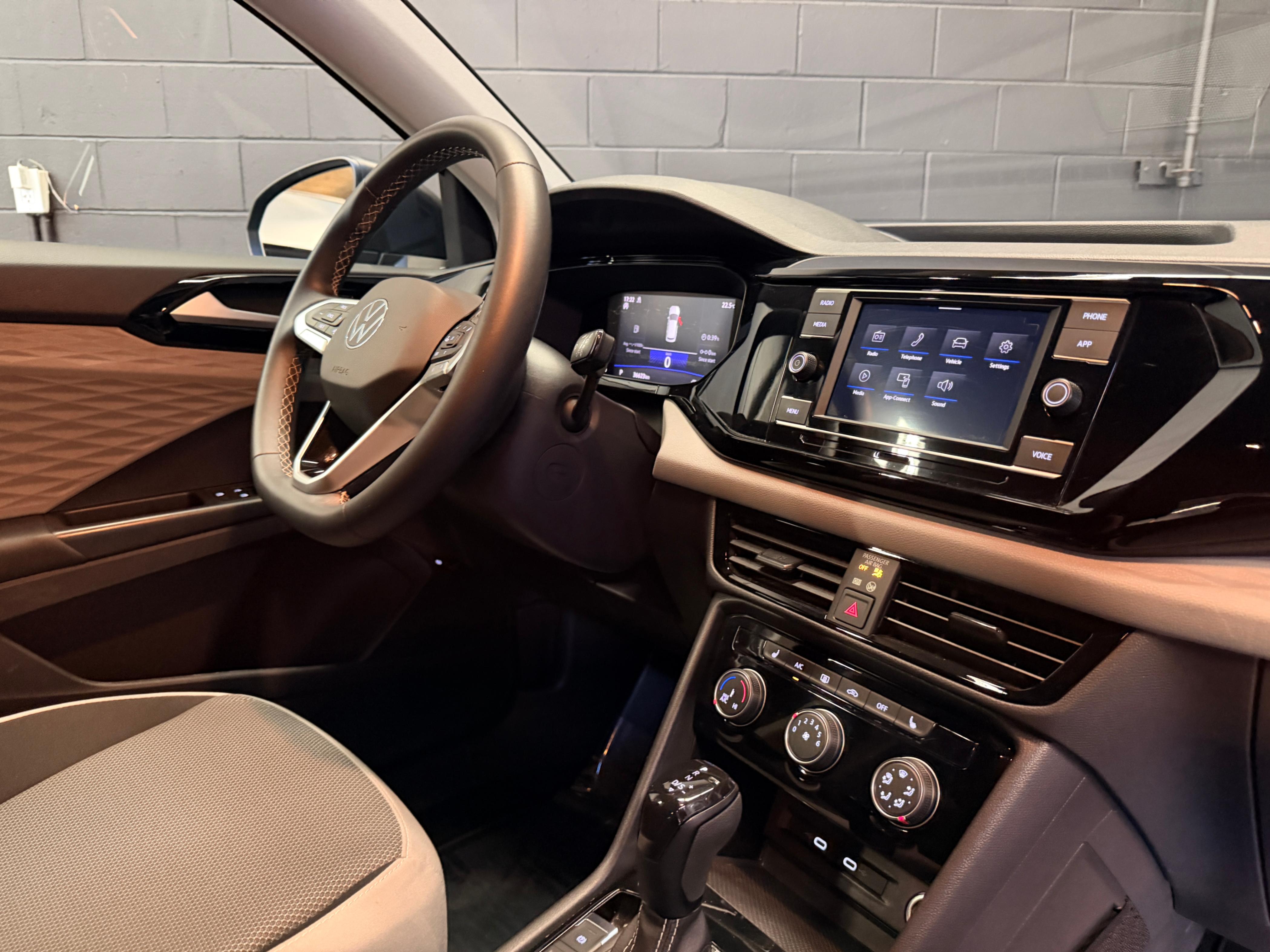 /hcwenterprisecorporation/2023-Volkswagen-Taos-38061520691757056.jpg