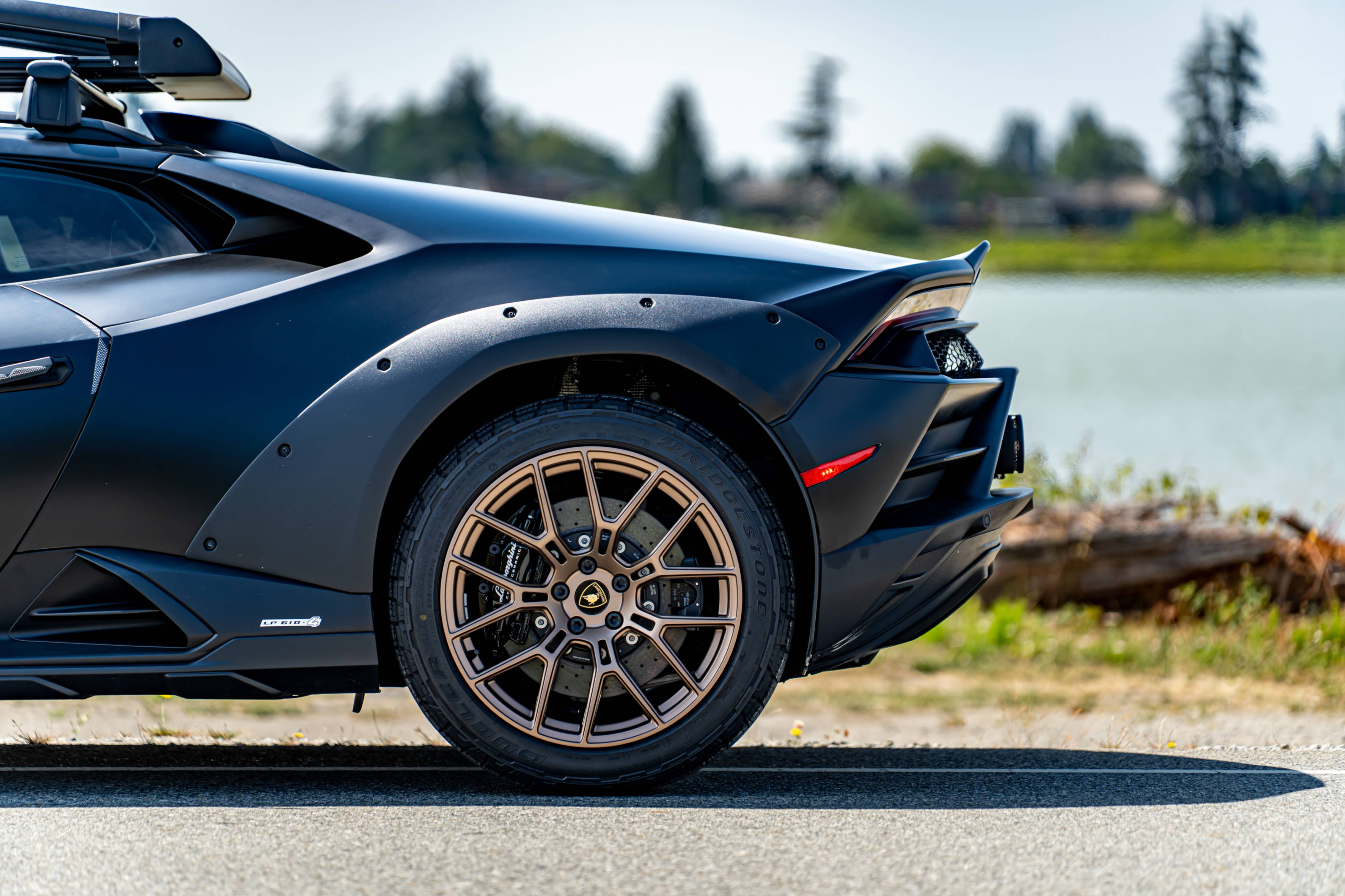 /hcwenterprisecorporation/2024-Lamborghini-Huracan-01609068781477796.jpg