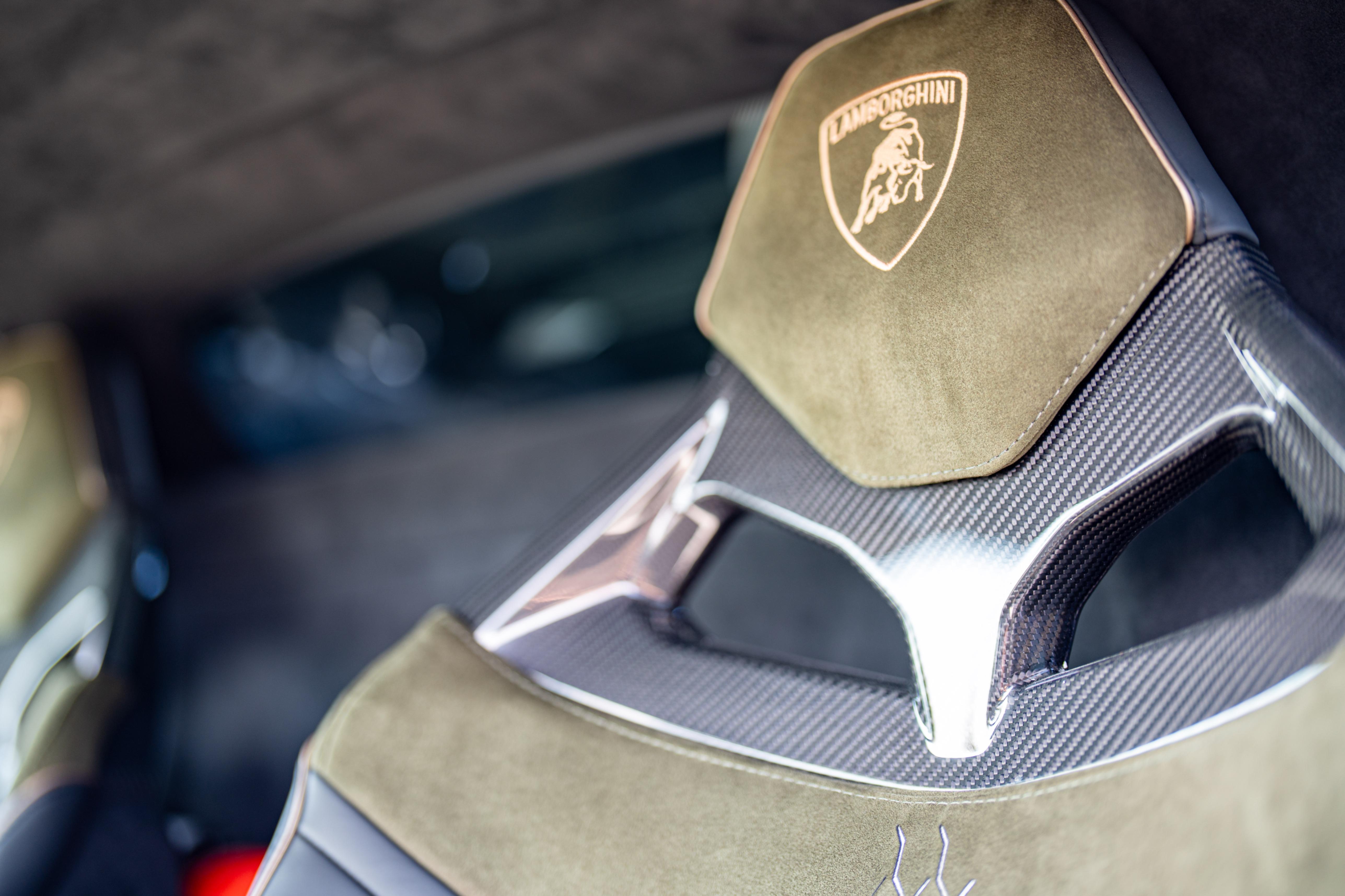 /hcwenterprisecorporation/2024-Lamborghini-Huracan-30763199618772563.jpg