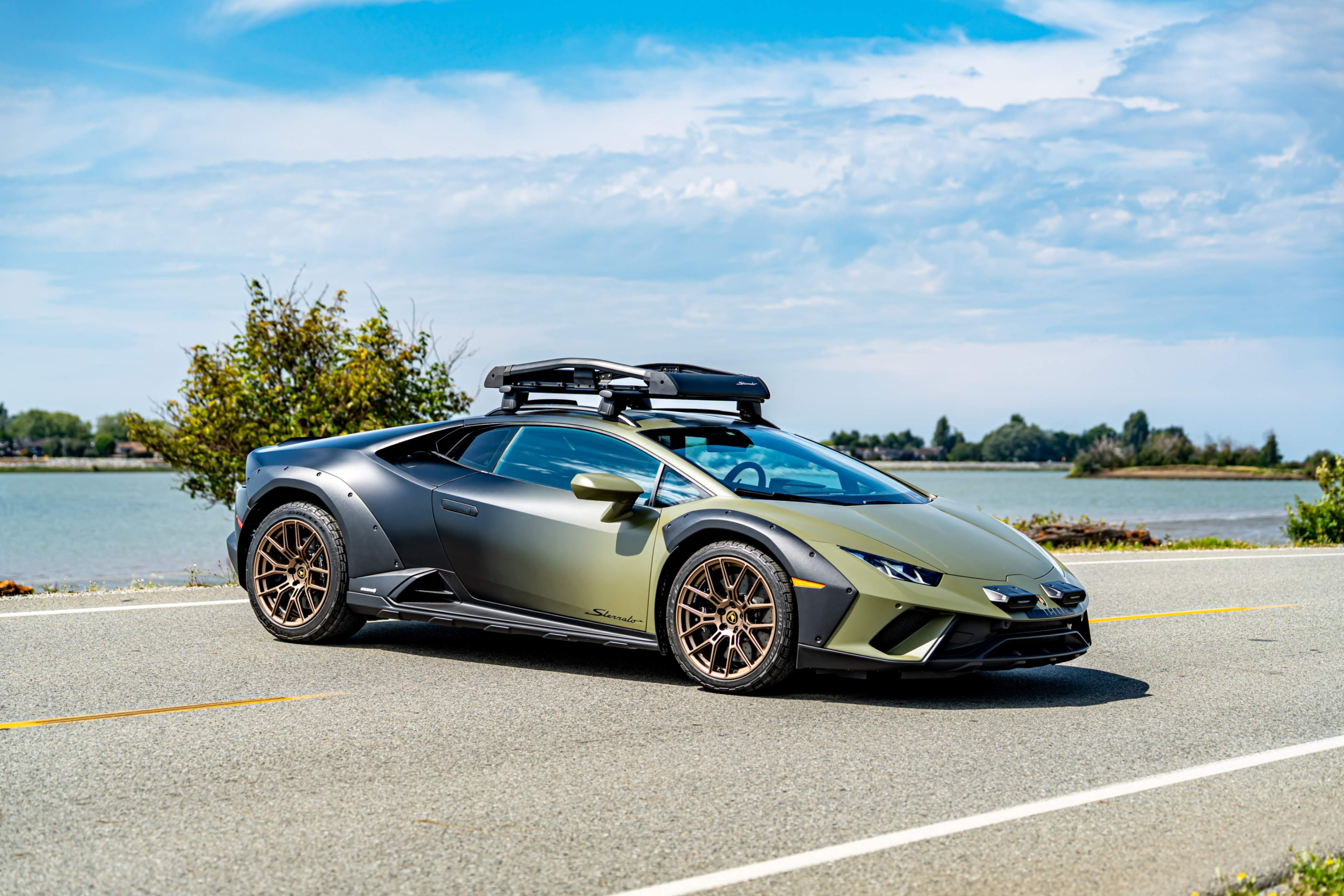 /hcwenterprisecorporation/2024-Lamborghini-Huracan-46727729324701106.jpg