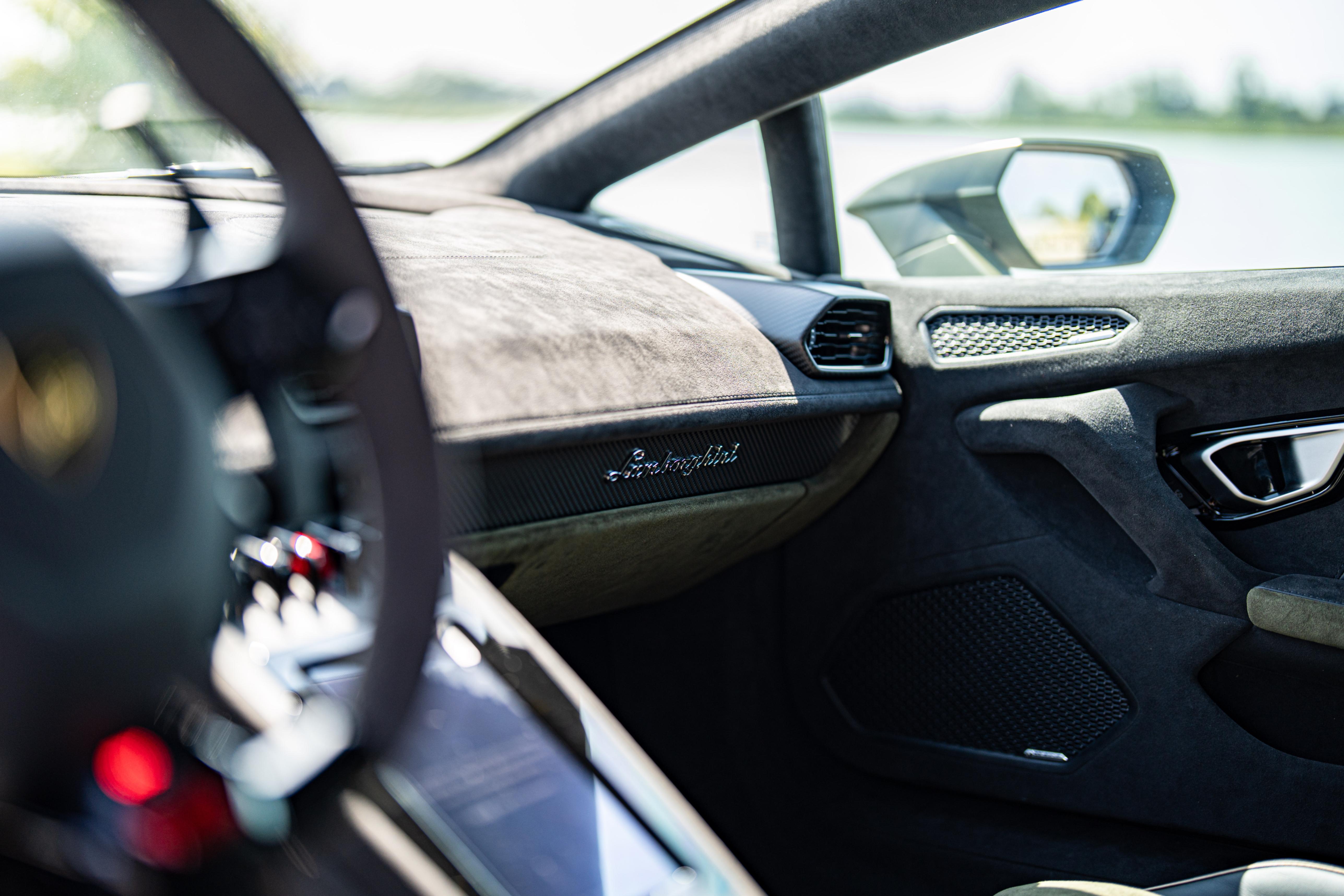 /hcwenterprisecorporation/2024-Lamborghini-Huracan-7774824702347911.jpg