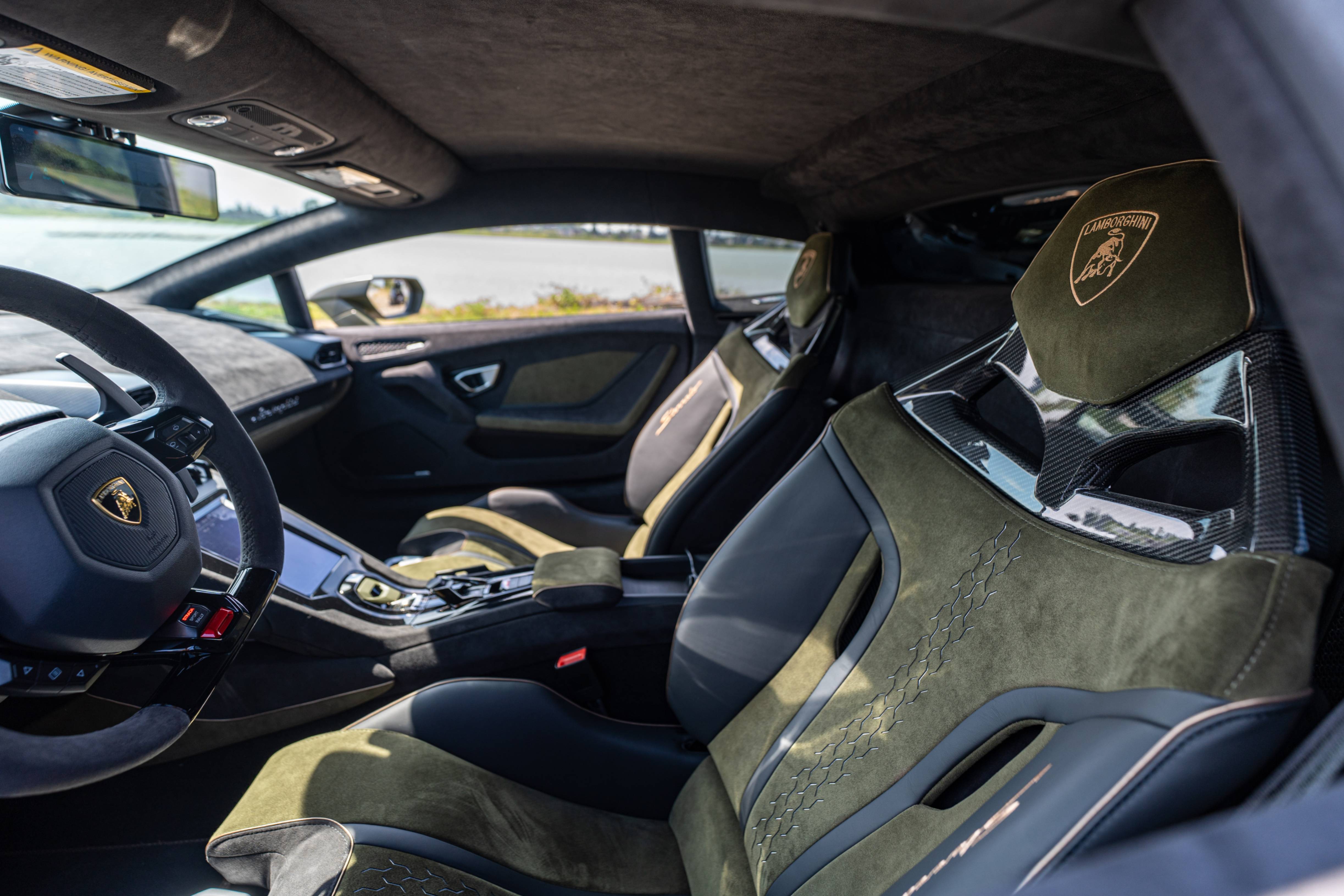 /hcwenterprisecorporation/2024-Lamborghini-Huracan-8183087216222085.jpg