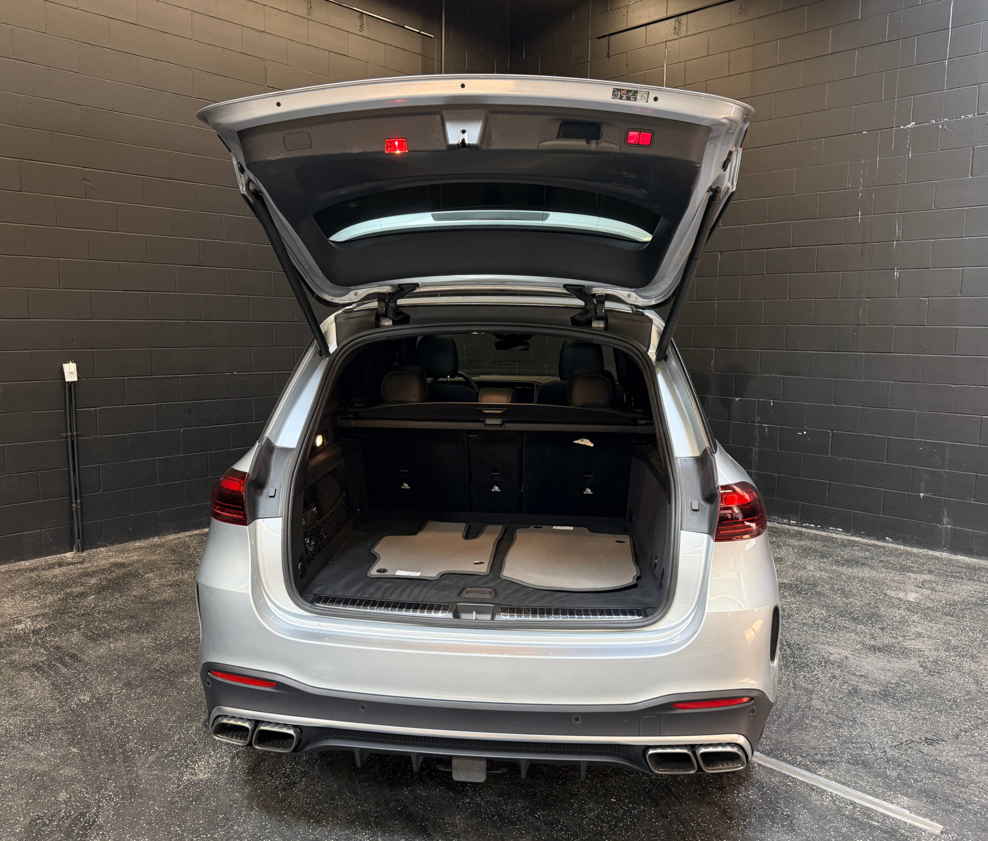 /hcwenterprisecorporation/2024-Mercedes-Benz-GLE-Class-43119656756070657.jpg